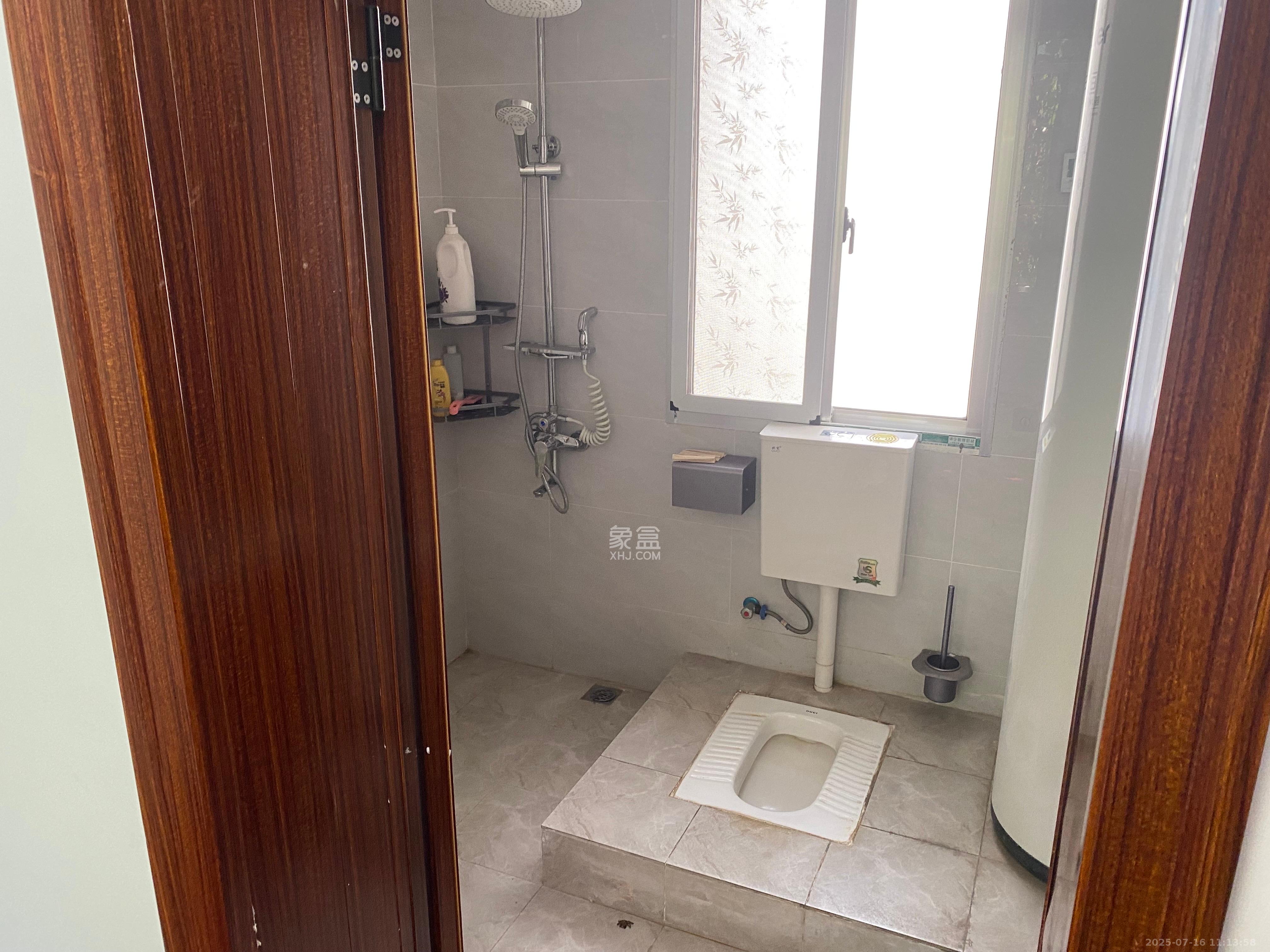 乐嘉花园 3室1厅1卫 3000.0元/月 乐嘉花园 3室1厅1卫 3000.0元/月室内图