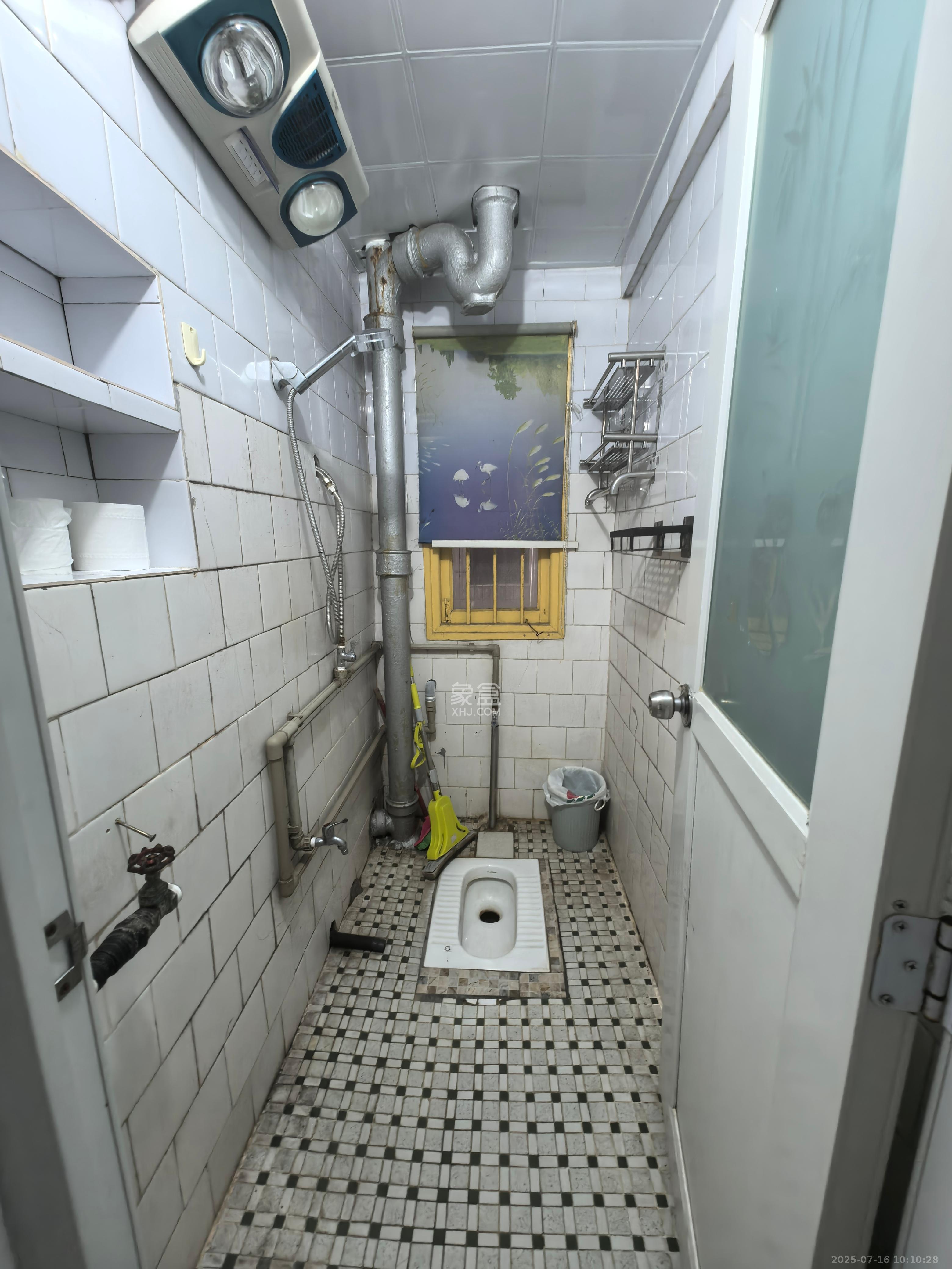通泰街商居楼  2室2厅1卫   1800.00元/月室内图