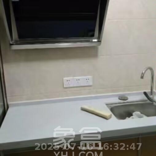 和康园小区  1室1厅1卫   1300.00元/月室内图