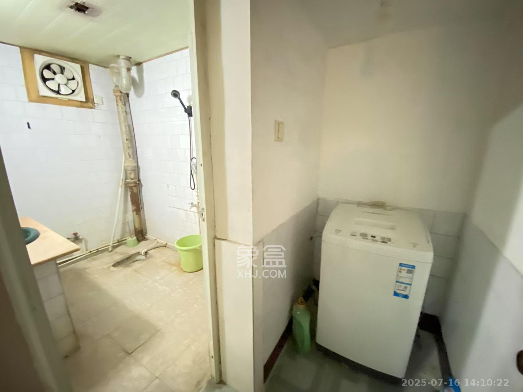 白沙家园嘉城小区  2室1厅1卫   1700.00元/月室内图