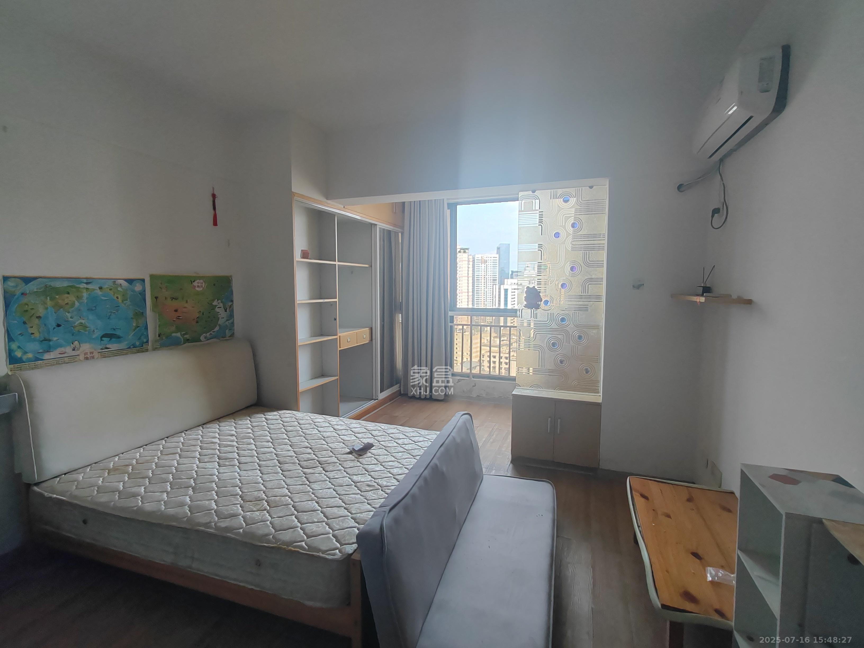 七彩丽都  1室1厅1卫    2000.0元/月 七彩丽都  1室1厅1卫    2000.0元/月室内图