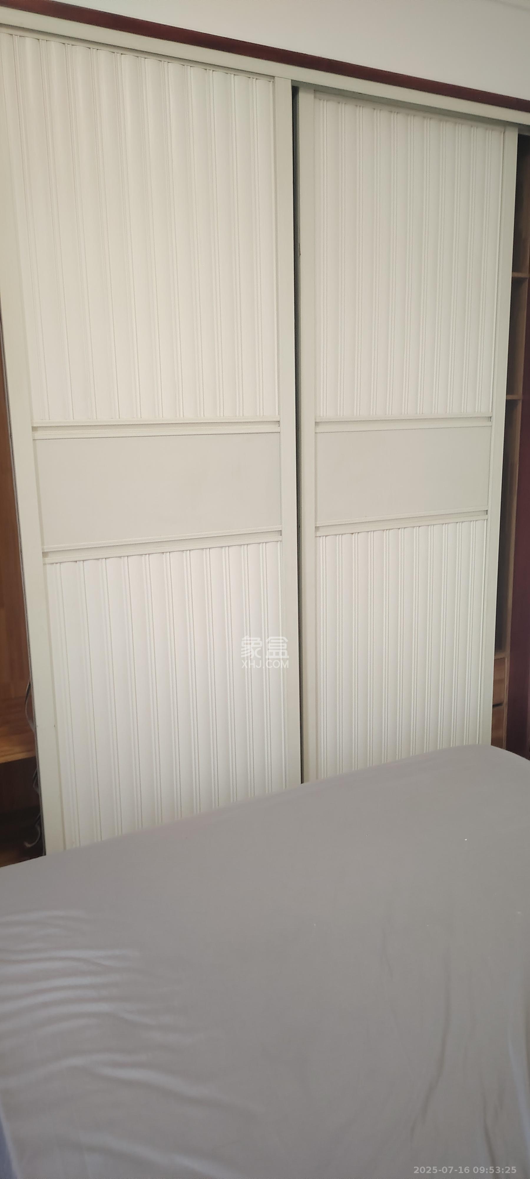 洋湖景园  3室1厅1卫    2100.0元/月室内图