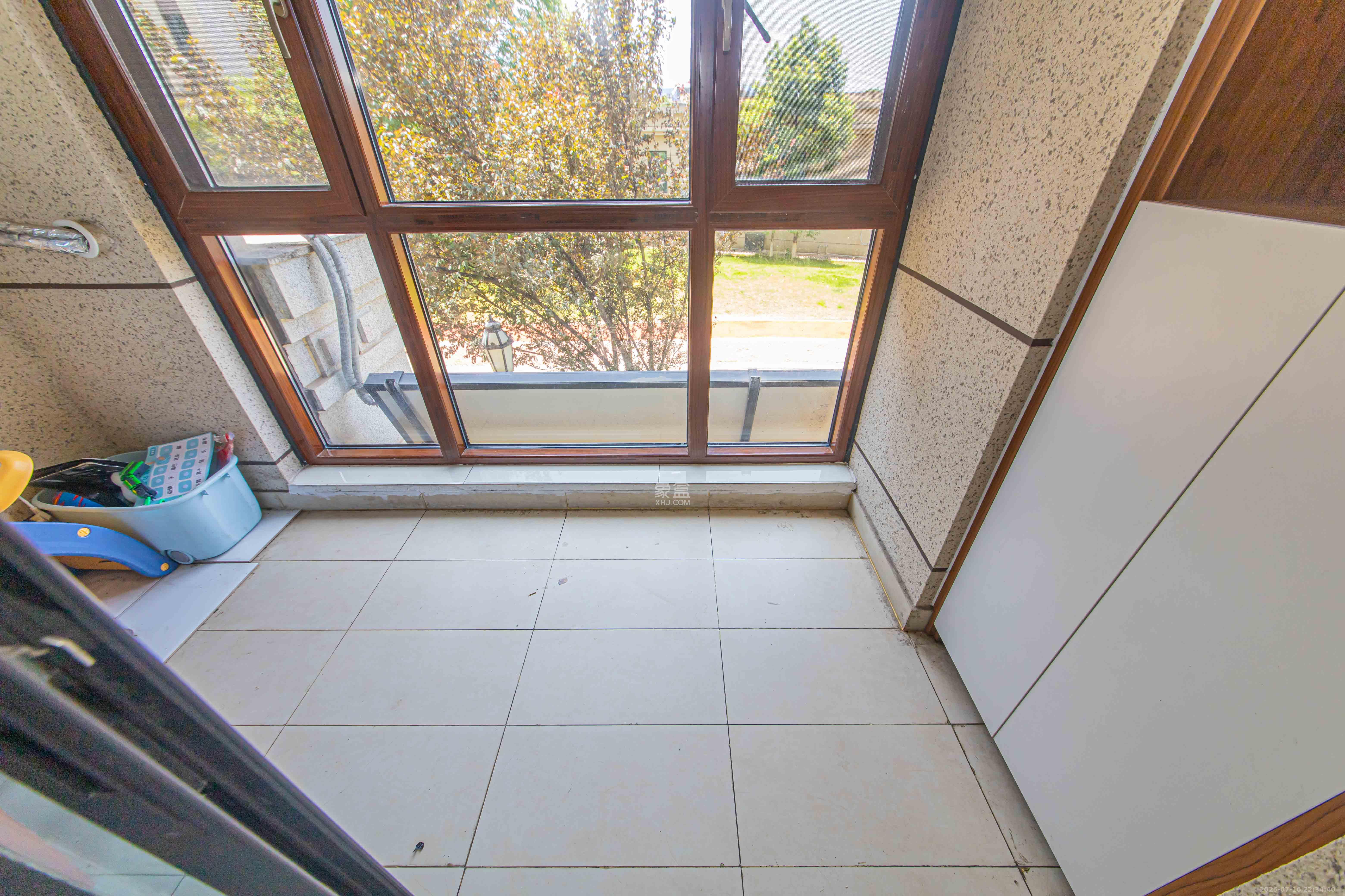 中海新城熙岸（中信新城五期）  3室2厅2卫    106.0万阳台