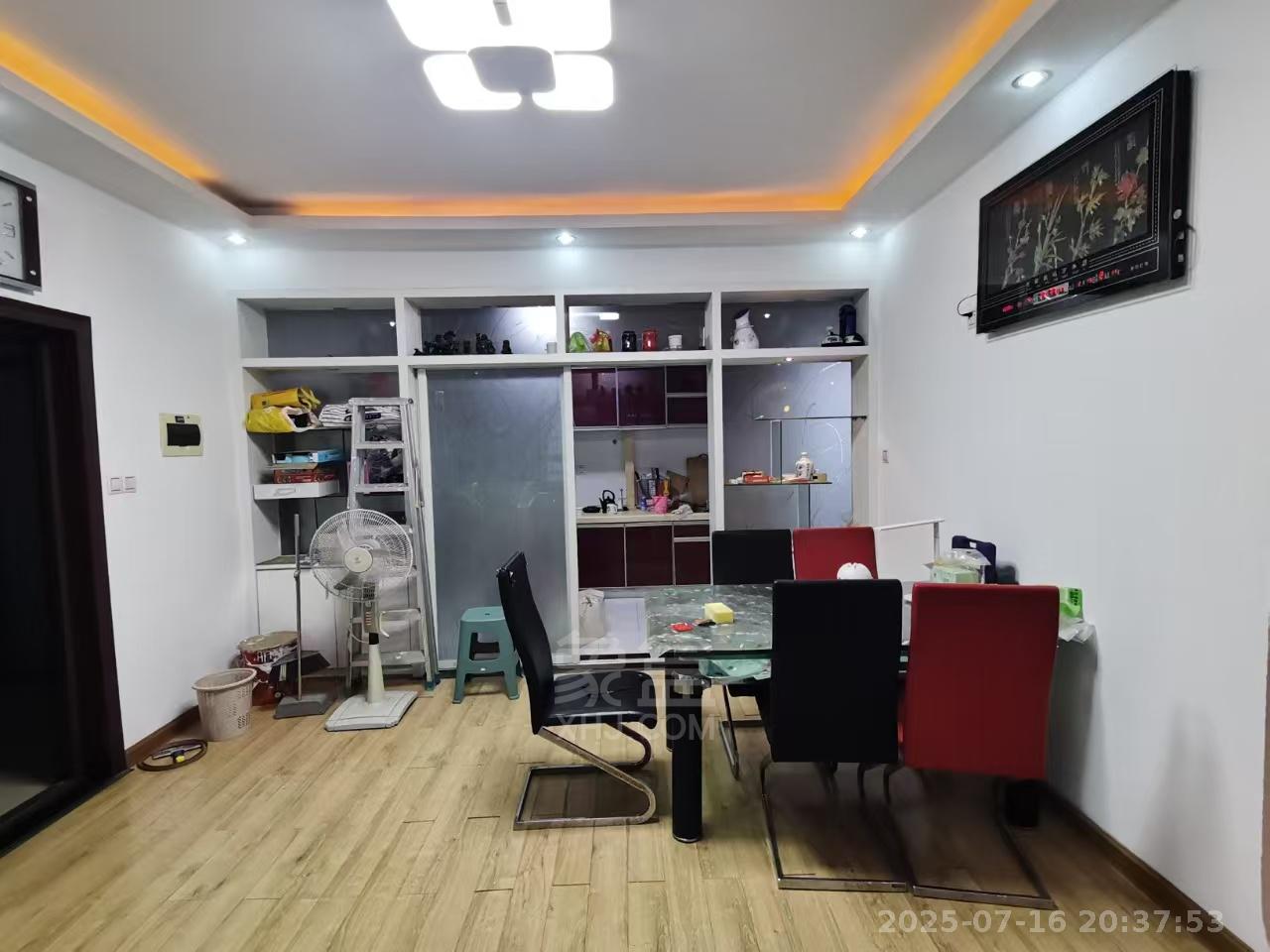 枫溪苑 3室2厅2卫 1800.0元/月 枫溪苑 3室2厅2卫 1800.0元/月室内图