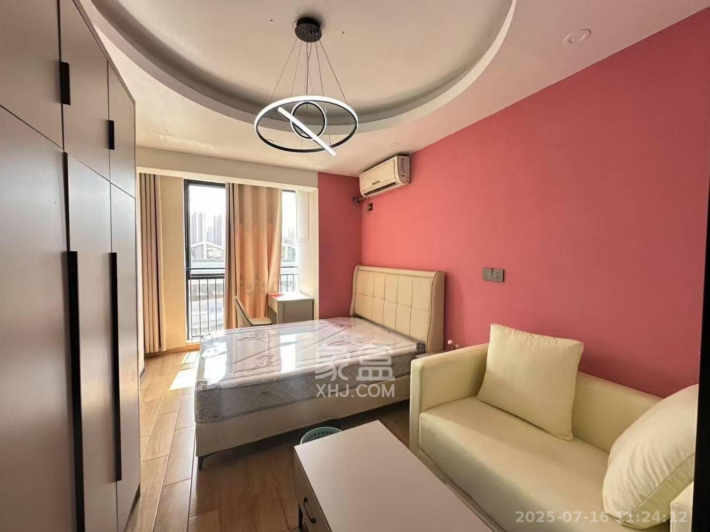 万科金域华府一期  1室1厅1卫    1300.0元/月 万科金域华府一期  1室1厅1卫    1300.0元/月