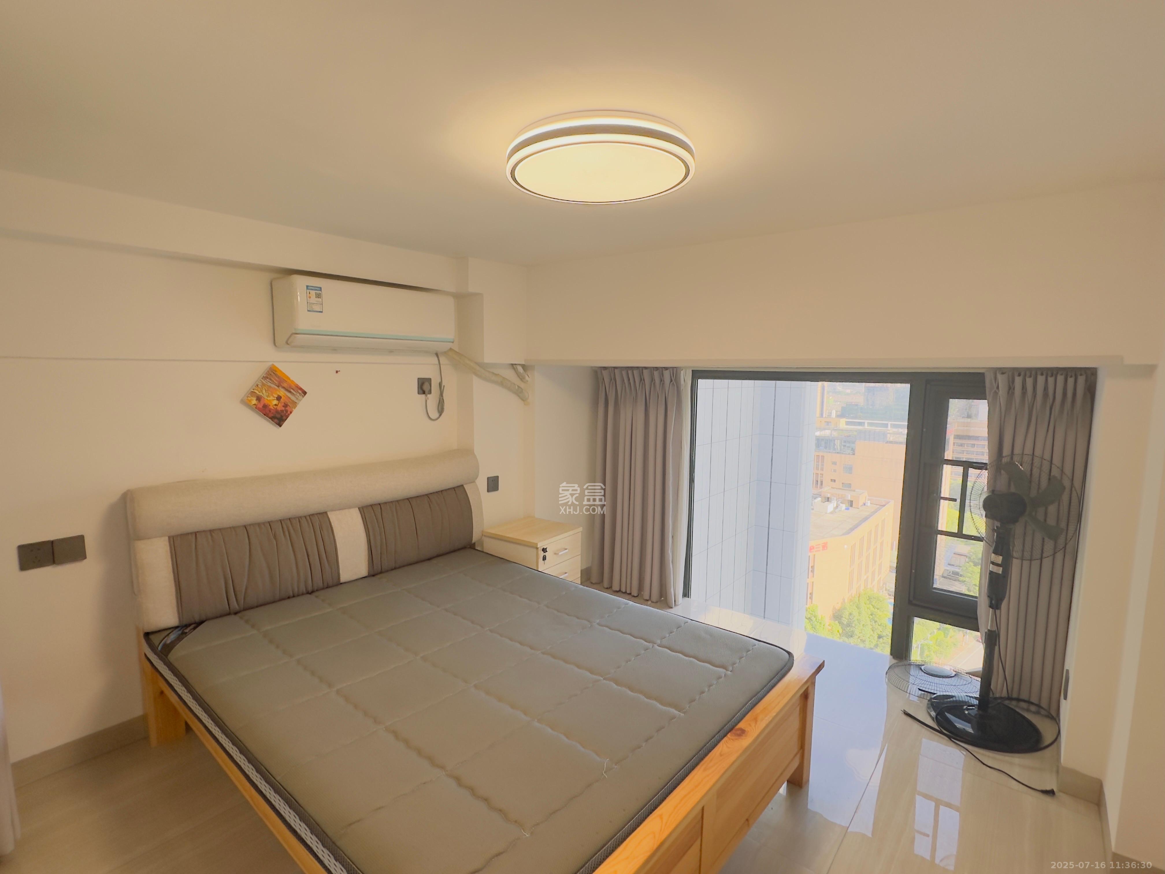 龙湖湘江星座(祺鑫星座公寓) 2室1厅2卫 2300.0元/月 龙湖湘江星座(祺鑫星座公寓) 2室1厅2卫 2300.0元/月室内图