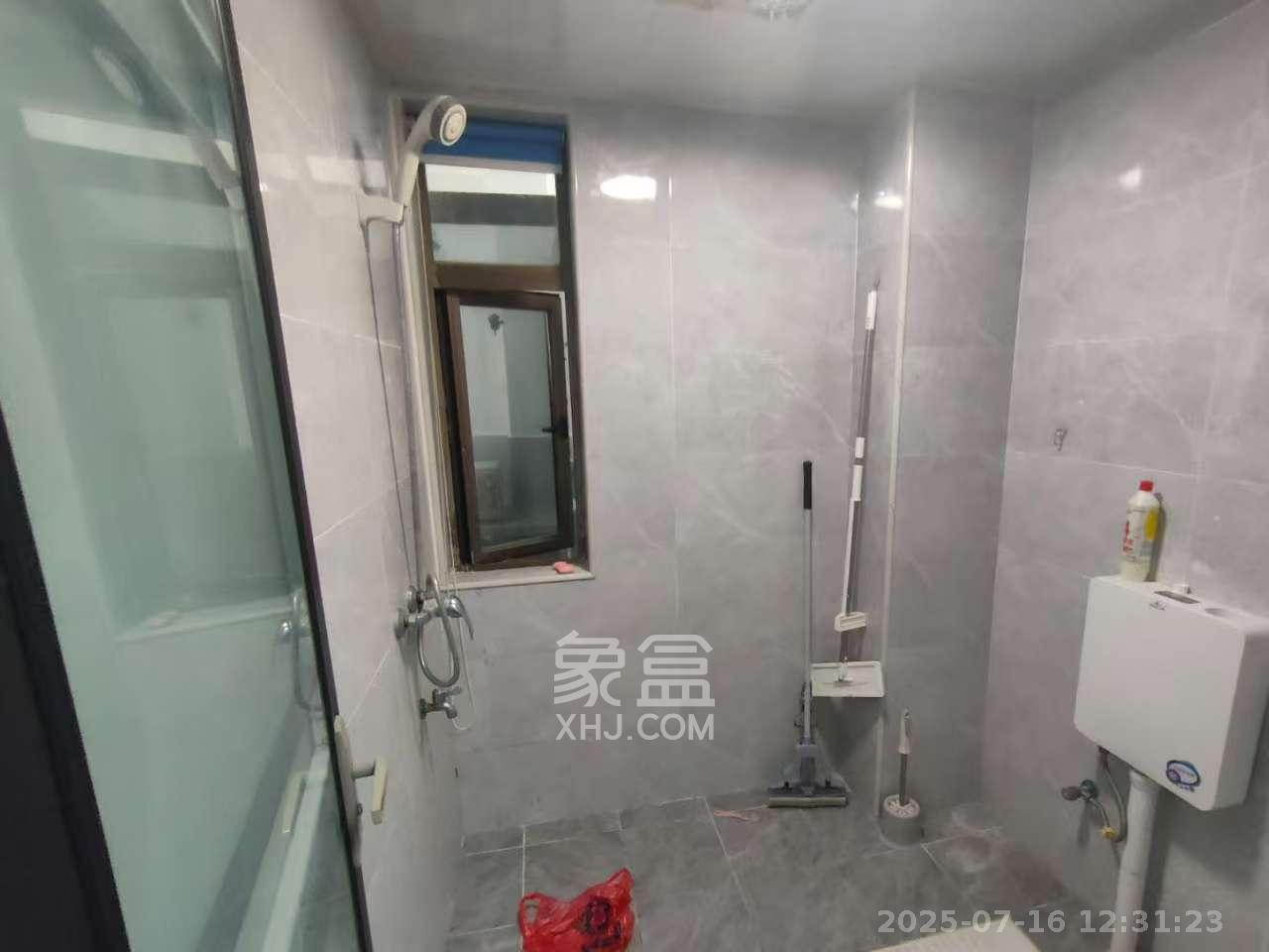 江山帝景哈佛  2室2厅1卫    2300.0元/月