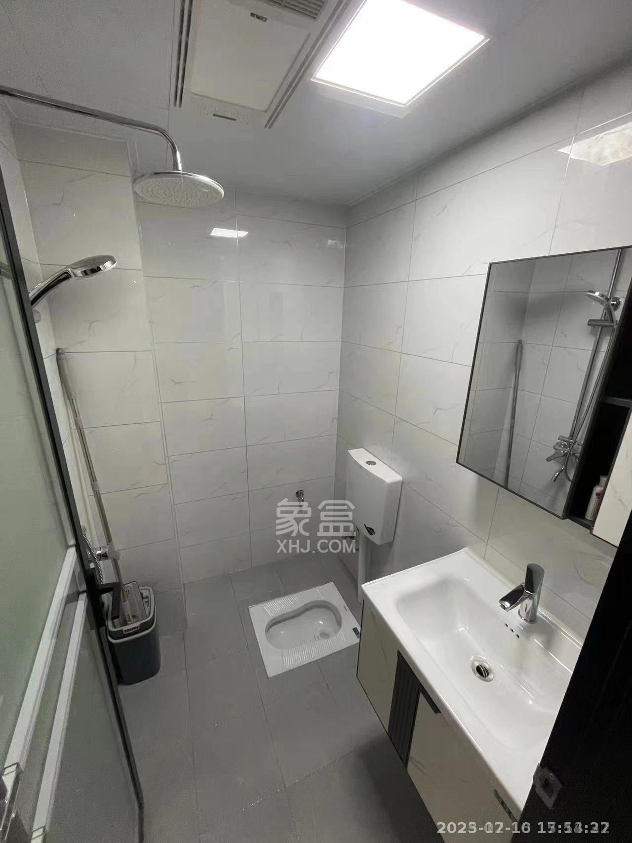 和顺天河广场(型格广场) 1室1厅1卫 1300.0元/月 和顺天河广场(型格广场) 1室1厅1卫 1300.0元/月室内图