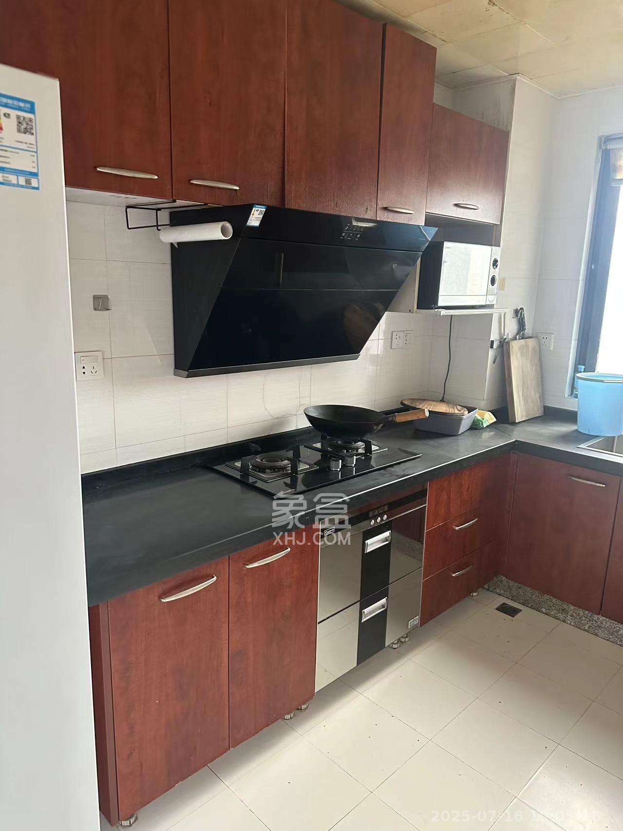 湘江北尚  3室1厅1卫    2400.0元/月 湘江北尚  3室1厅1卫    2400.0元/月室内图