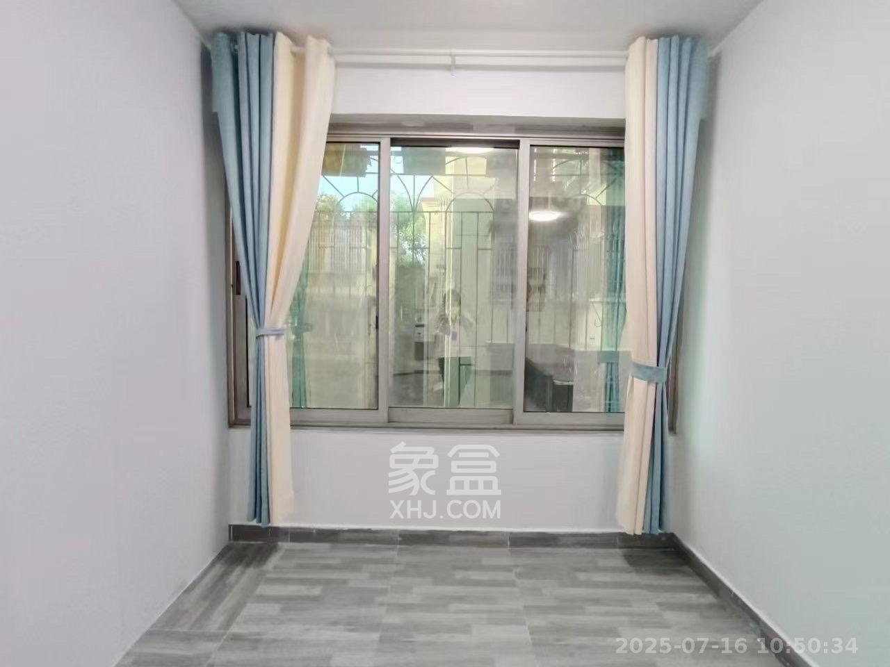 解放中路、东路散盘  4室1厅1卫   3000.00元/月室内图