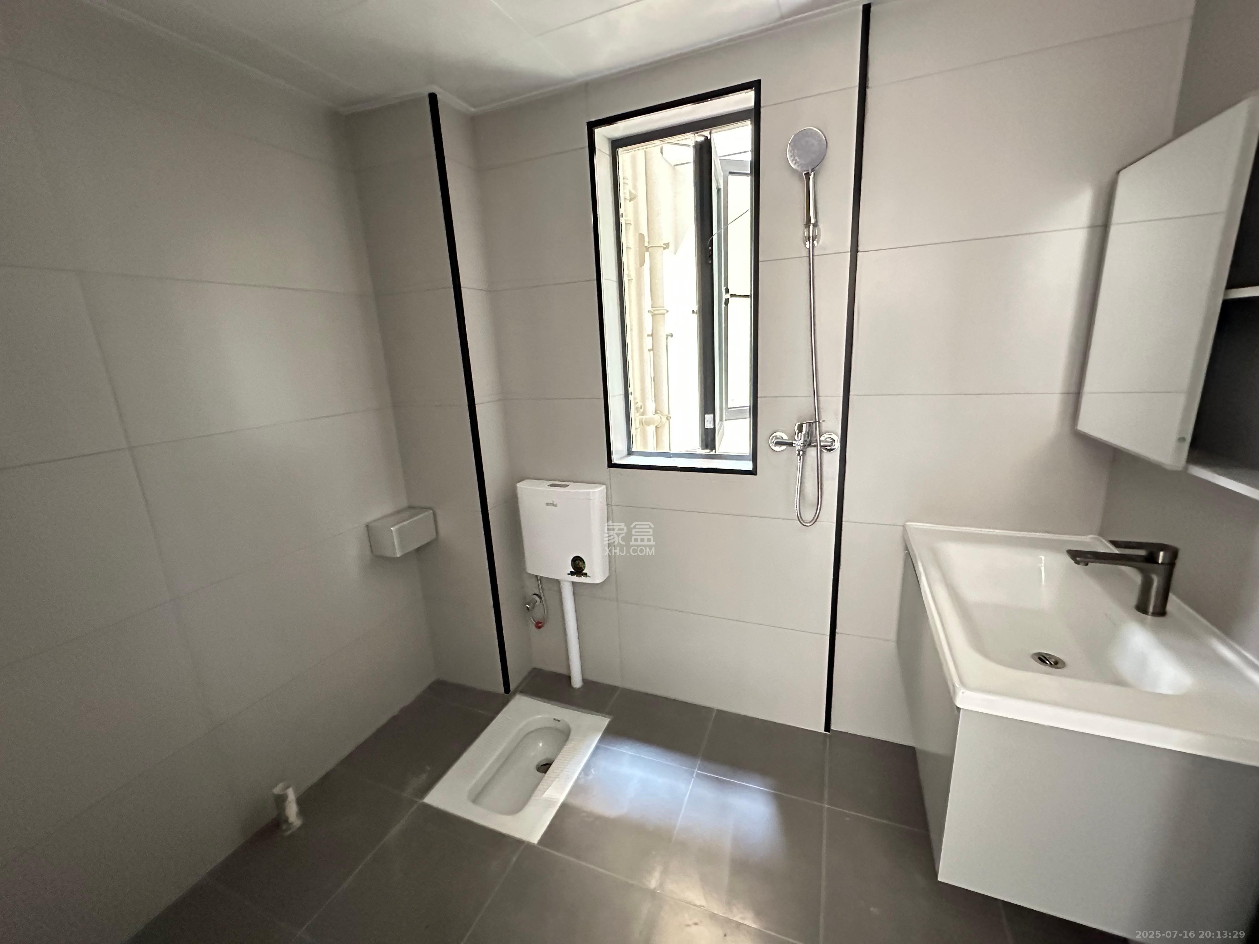 周南学府 2室2厅1卫 2200.0元/月 周南学府 2室2厅1卫 2200.0元/月室内图