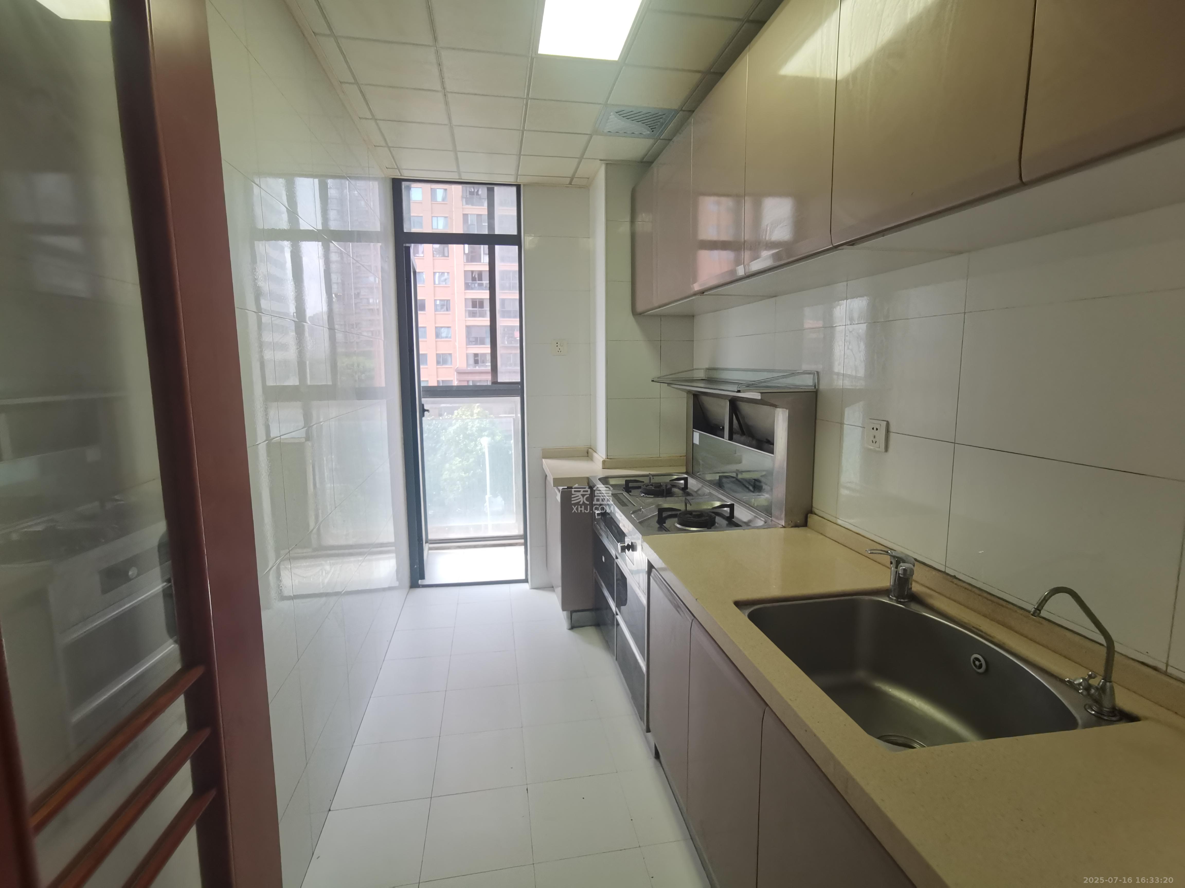 星城映象 3室2厅1卫 2400.0元/月 星城映象 3室2厅1卫 2400.0元/月室内图