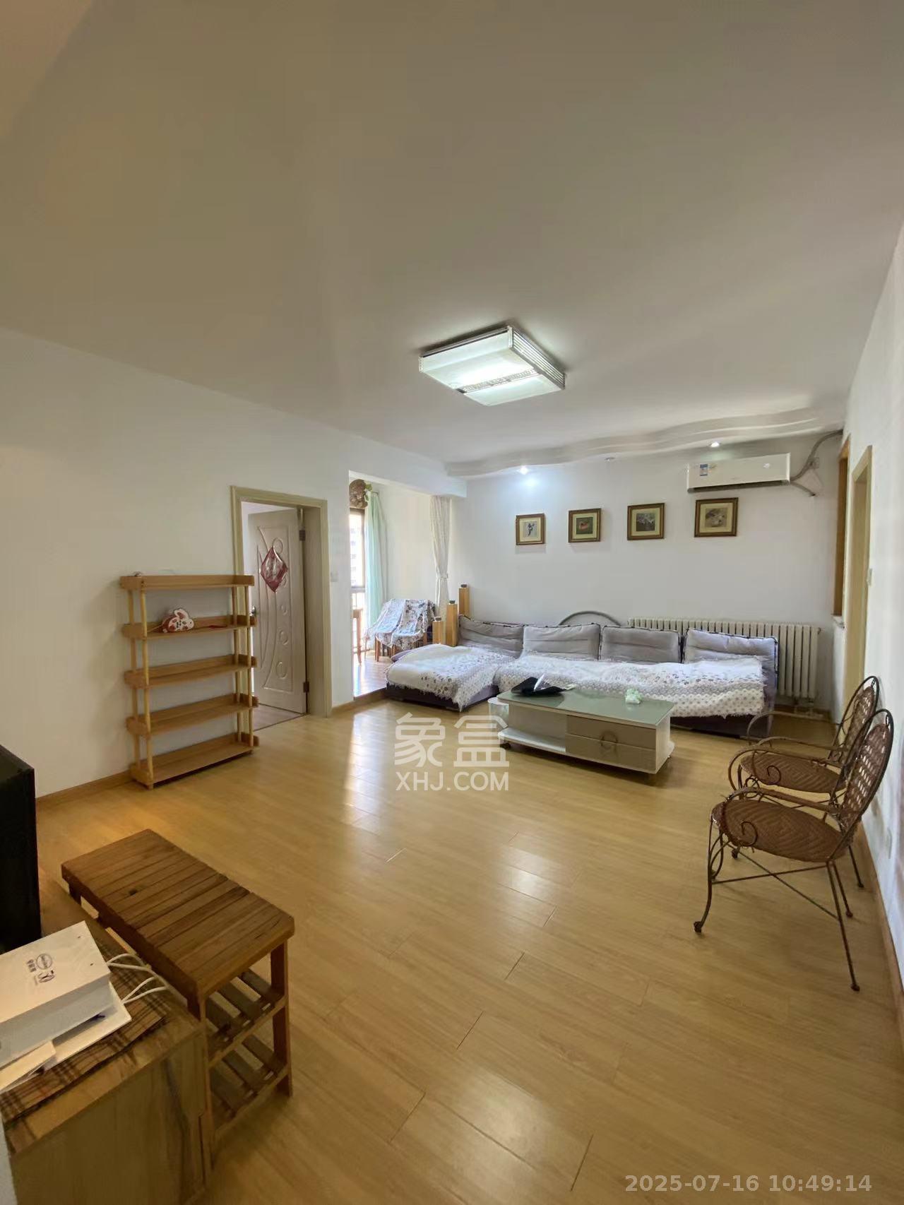 怡海星城 2室2厅1卫 1500.0元/月 怡海星城 2室2厅1卫 1500.0元/月室内图