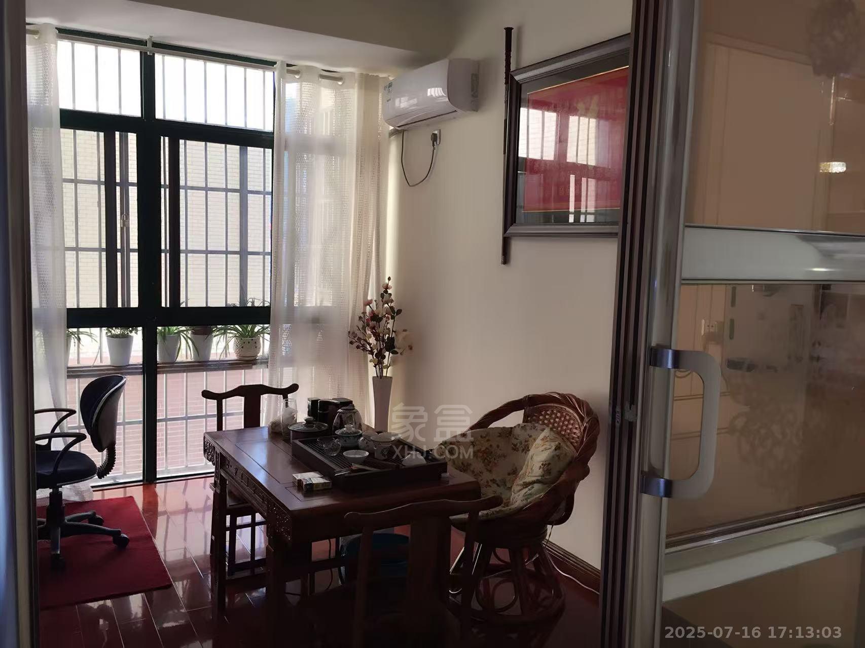 翠谷城 4室2厅2卫 2500.0元/月 翠谷城 4室2厅2卫 2500.0元/月室内图