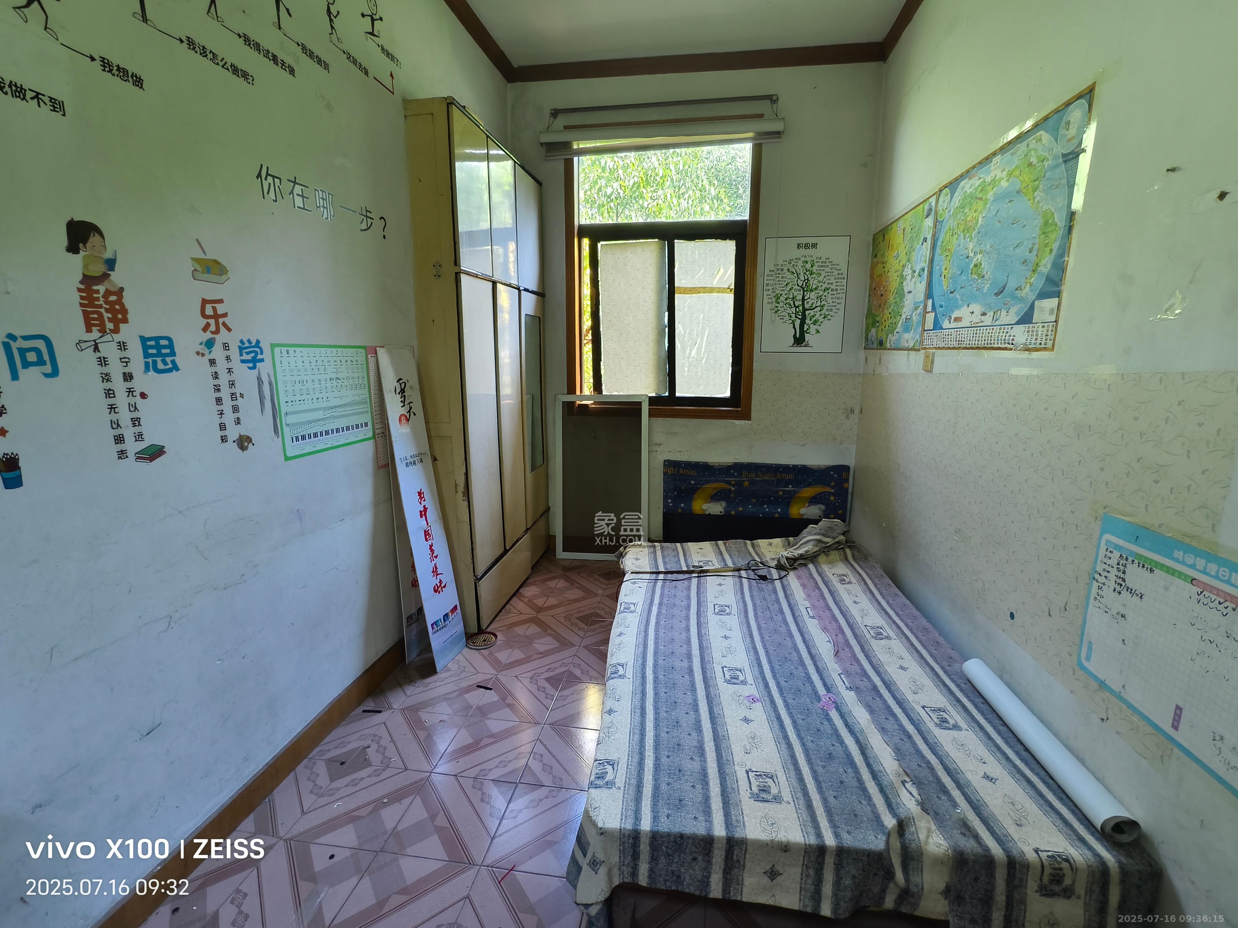 湘农桥社区 3室1厅1卫 1500.0元/月 湘农桥社区 3室1厅1卫 1500.0元/月室内图