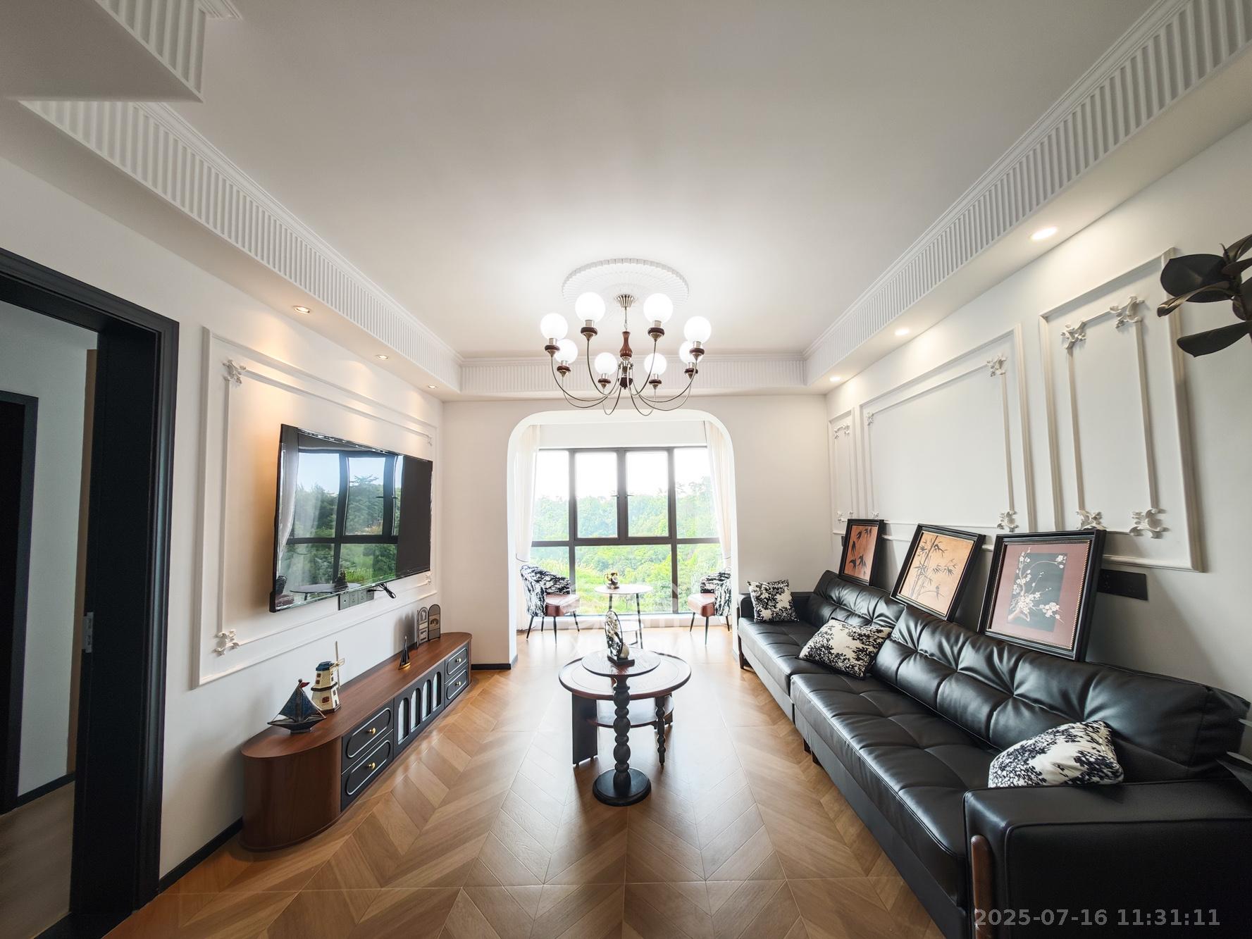 卓越青竹湖  4室2厅3卫    72.8万 卓越青竹湖  4室2厅3卫    72.8万客厅