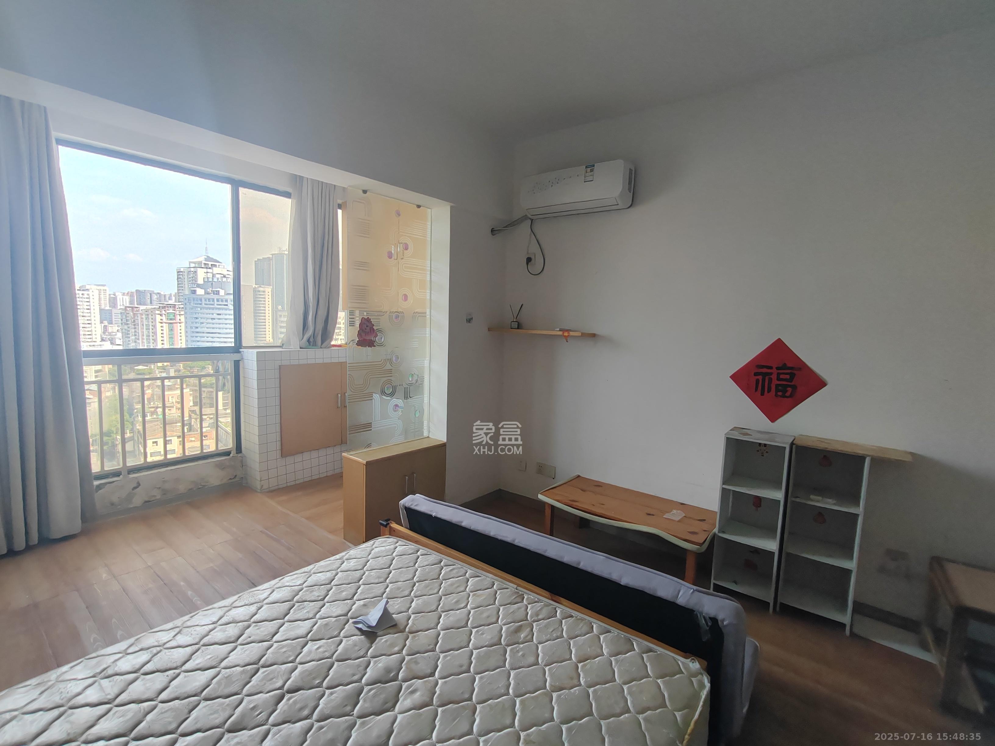 七彩丽都  1室1厅1卫    2000.0元/月 七彩丽都  1室1厅1卫    2000.0元/月室内图