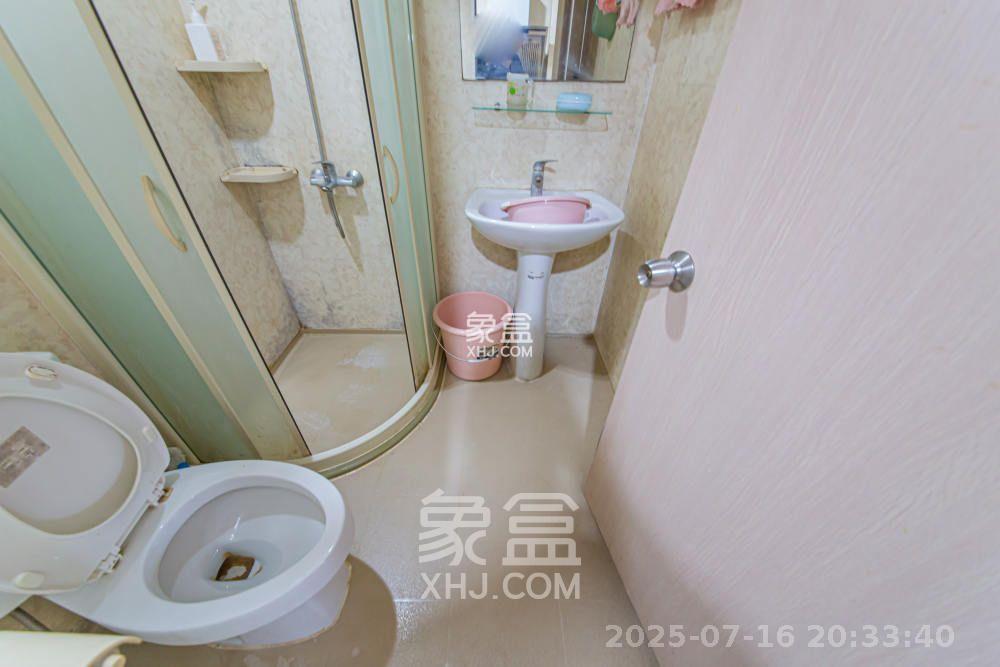 花漾年华(桂花园) 1室1厅1卫 1650.0元/月 花漾年华(桂花园) 1室1厅1卫 1650.0元/月室内图