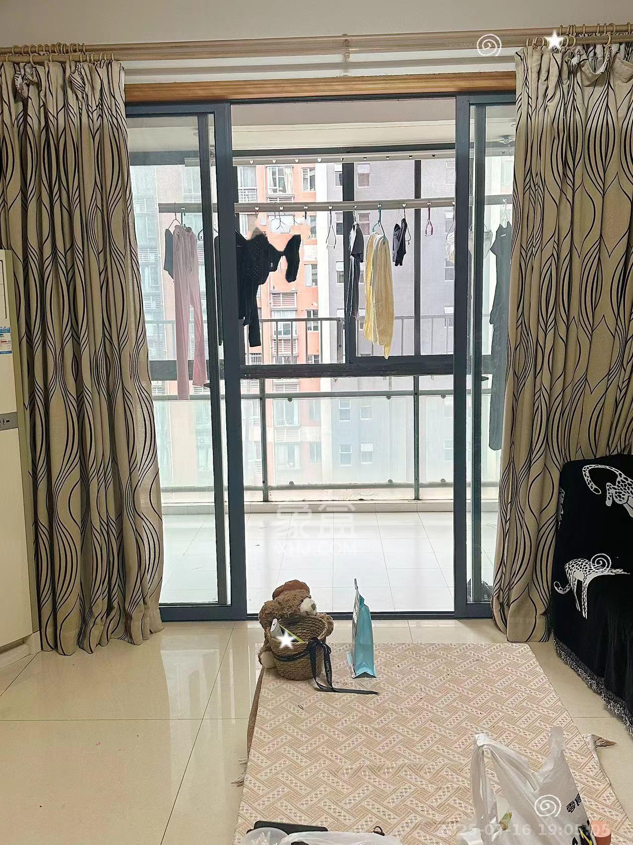 湘江北尚  3室1厅1卫    2400.0元/月 湘江北尚  3室1厅1卫    2400.0元/月室内图