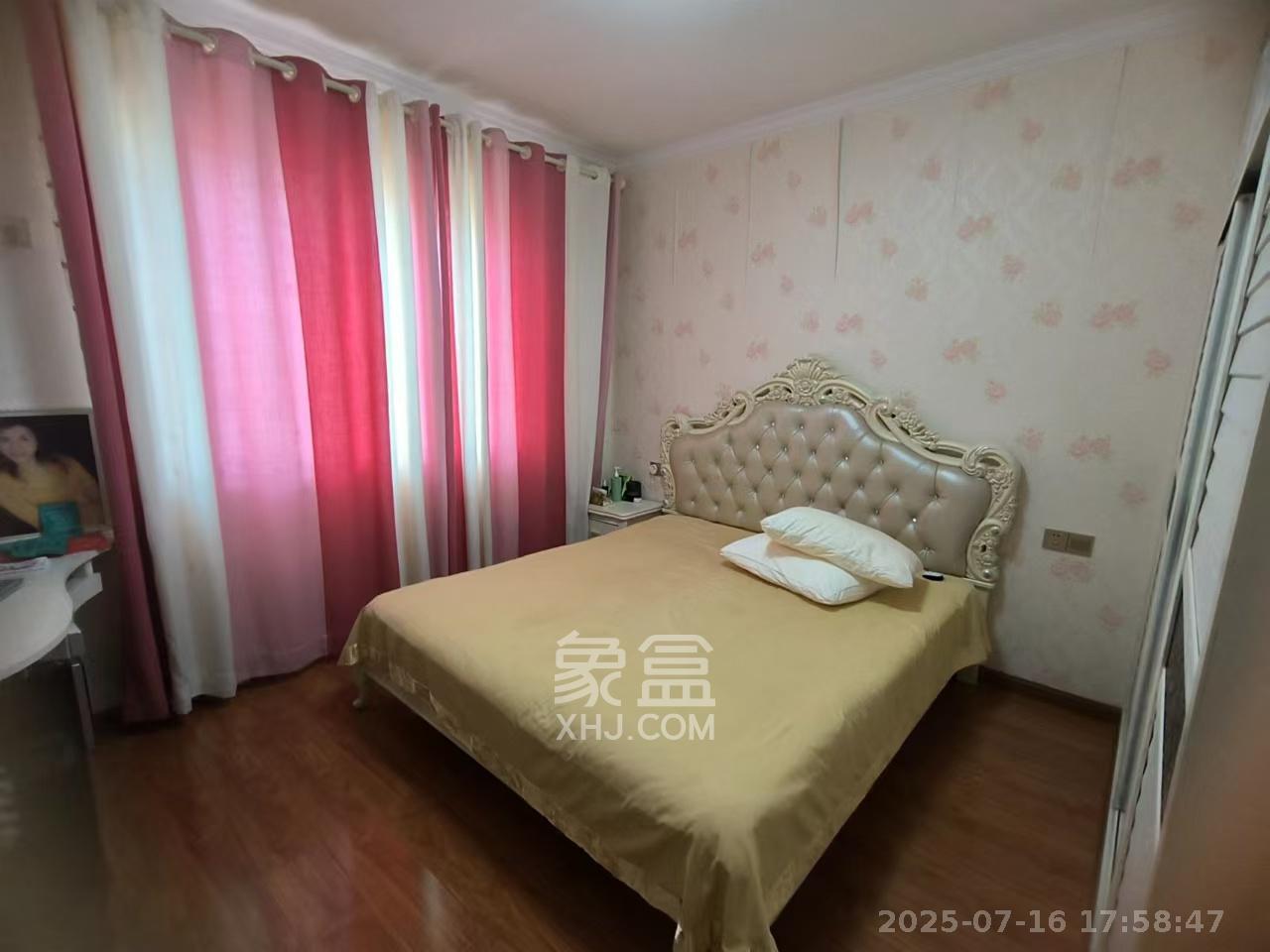 金富星城 3室2厅2卫 1800.0元/月 金富星城 3室2厅2卫 1800.0元/月室内图