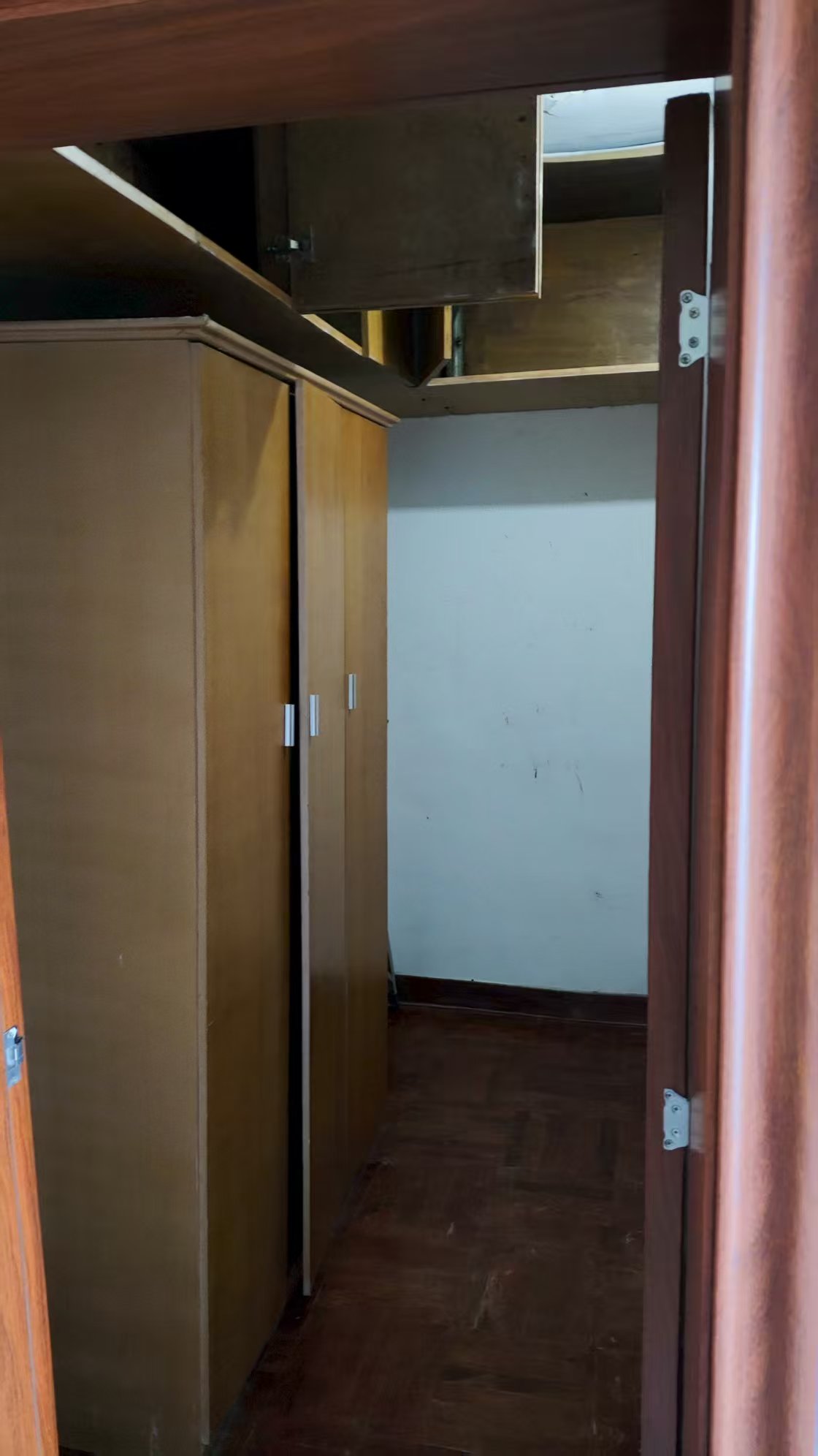 富成大厦 4室2厅2卫 2200.0元/月 富成大厦 4室2厅2卫 2200.0元/月室内图