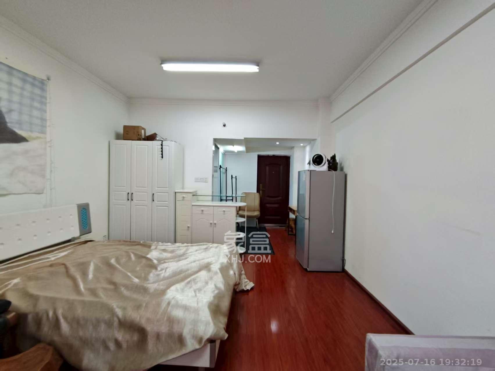 昌和商业中心/昌和国际 1室1厅1卫 1000.0元/月 昌和商业中心/昌和国际 1室1厅1卫 1000.0元/月室内图