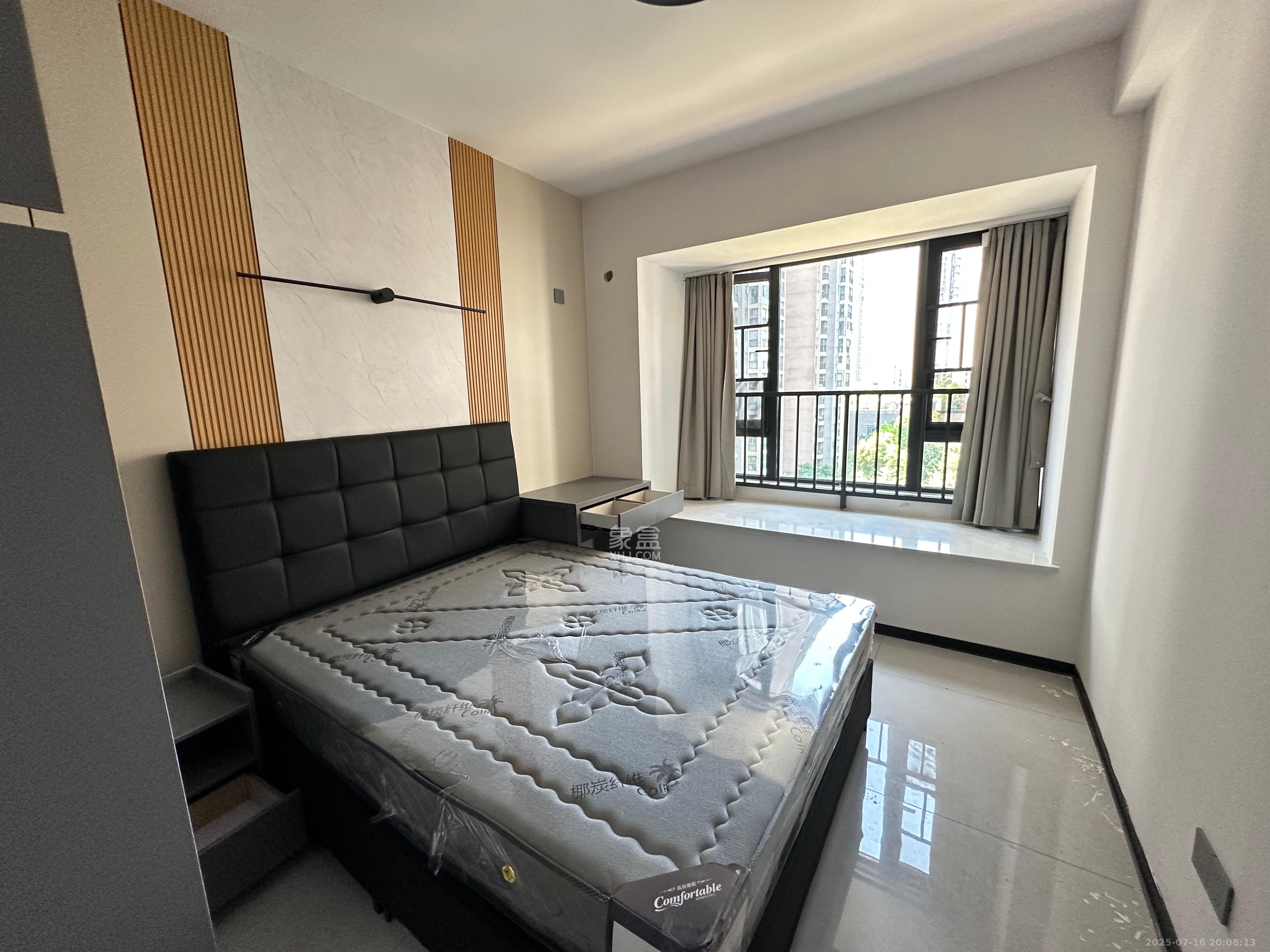 周南学府 2室2厅1卫 2200.0元/月 周南学府 2室2厅1卫 2200.0元/月室内图