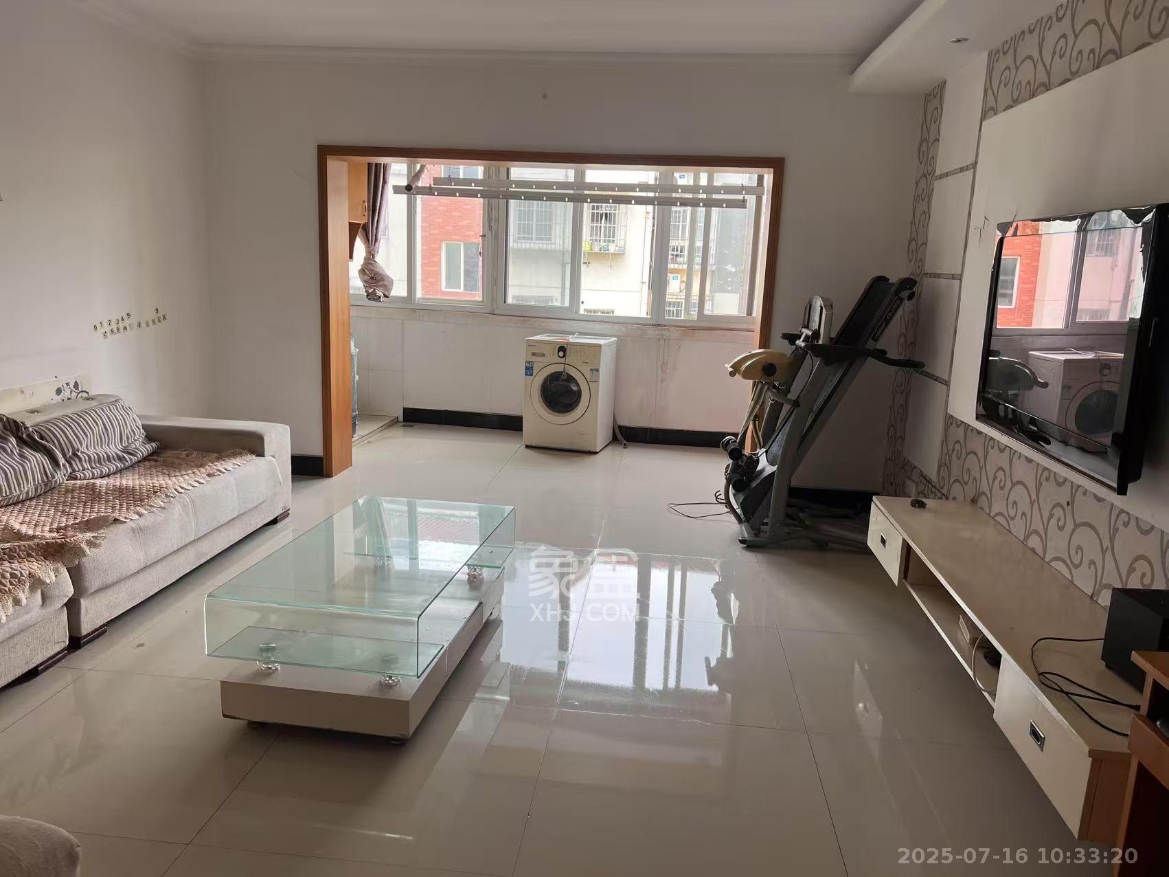 德润园  3室2厅2卫    2000.0元/月 德润园  3室2厅2卫    2000.0元/月