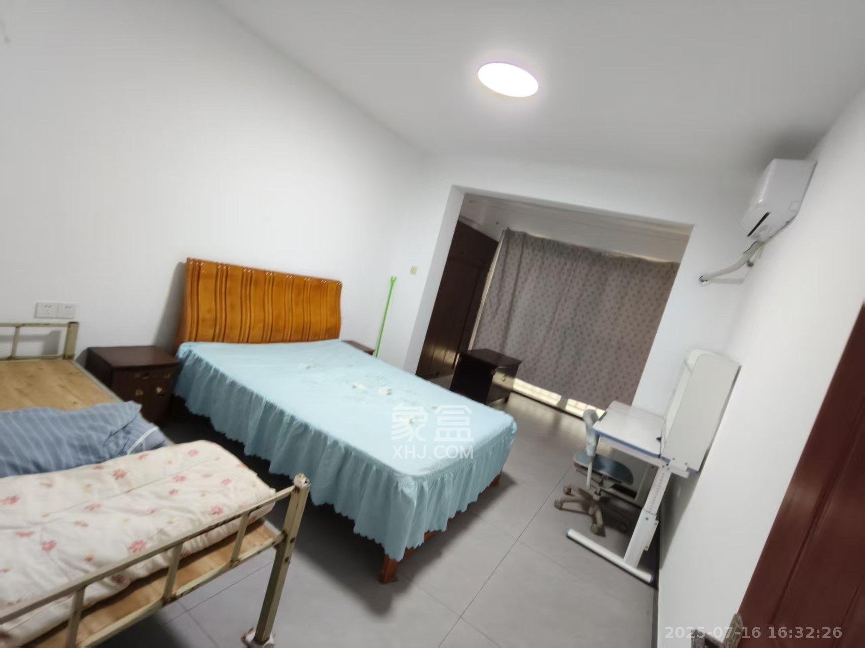 好家园  2室2厅1卫   1450.00元/月室内图