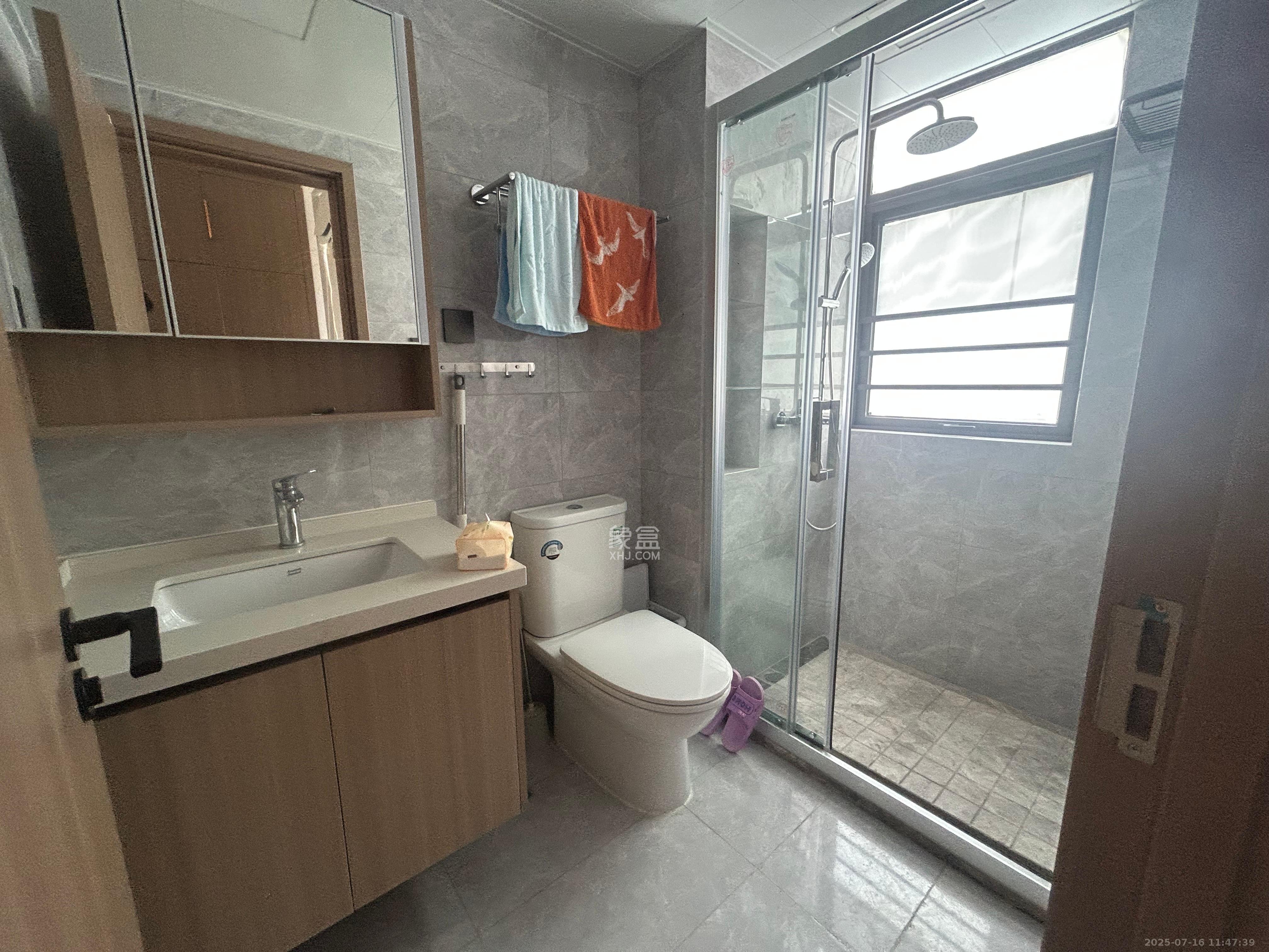 汉唐世家二期 4室2厅2卫 3200.0元/月 汉唐世家二期 4室2厅2卫 3200.0元/月室内图