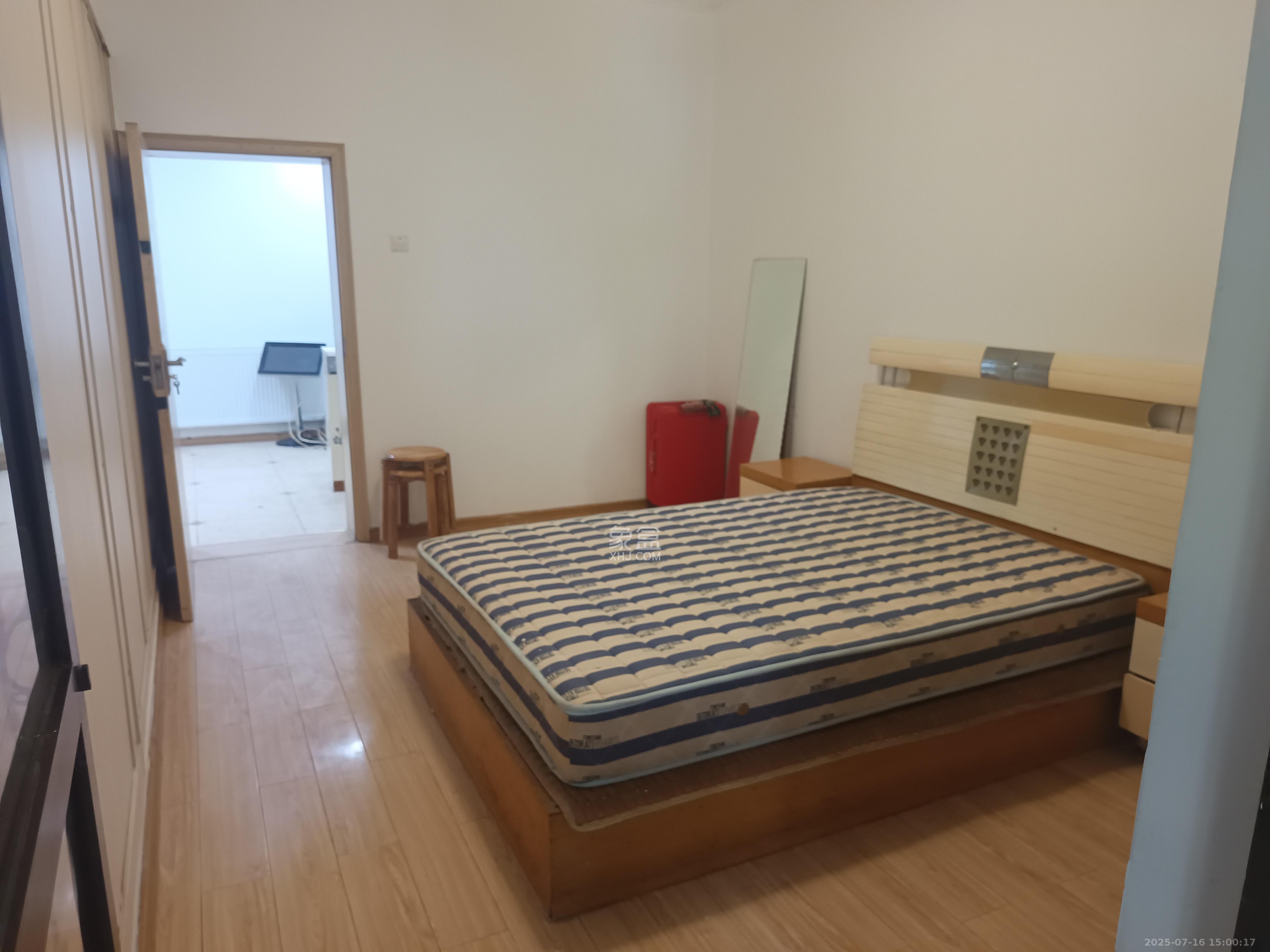 万利新村  2室2厅1卫   2000.00元/月室内图
