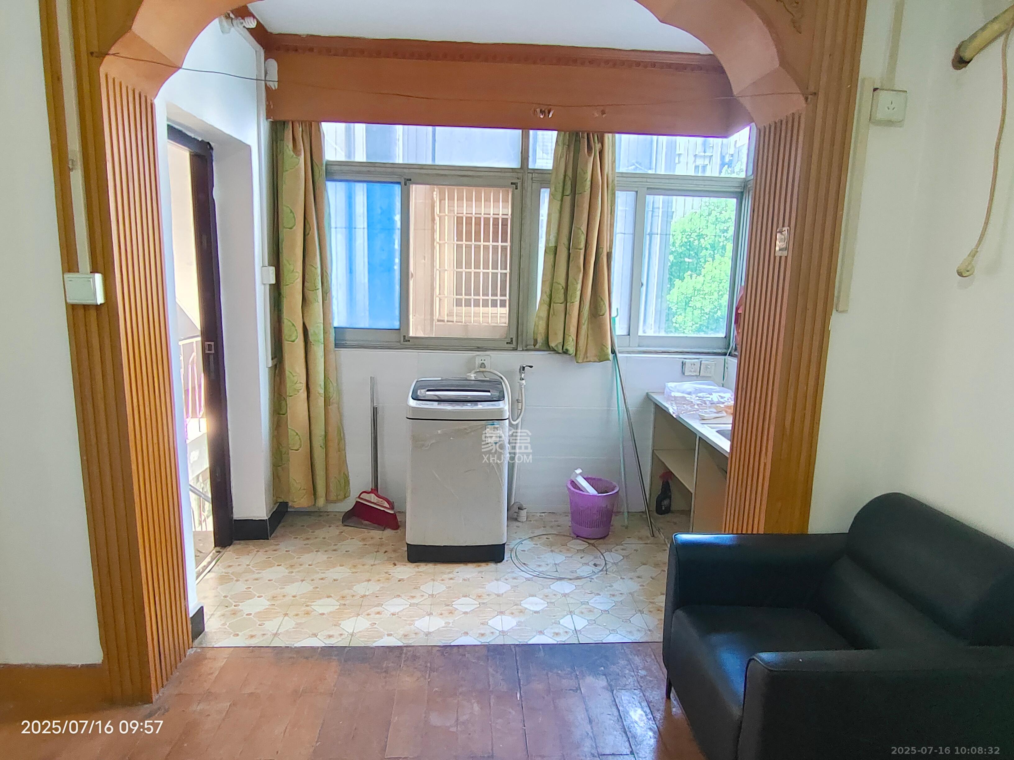 火星一片 1室0厅1卫 900.0元/月 火星一片 1室0厅1卫 900.0元/月室内图