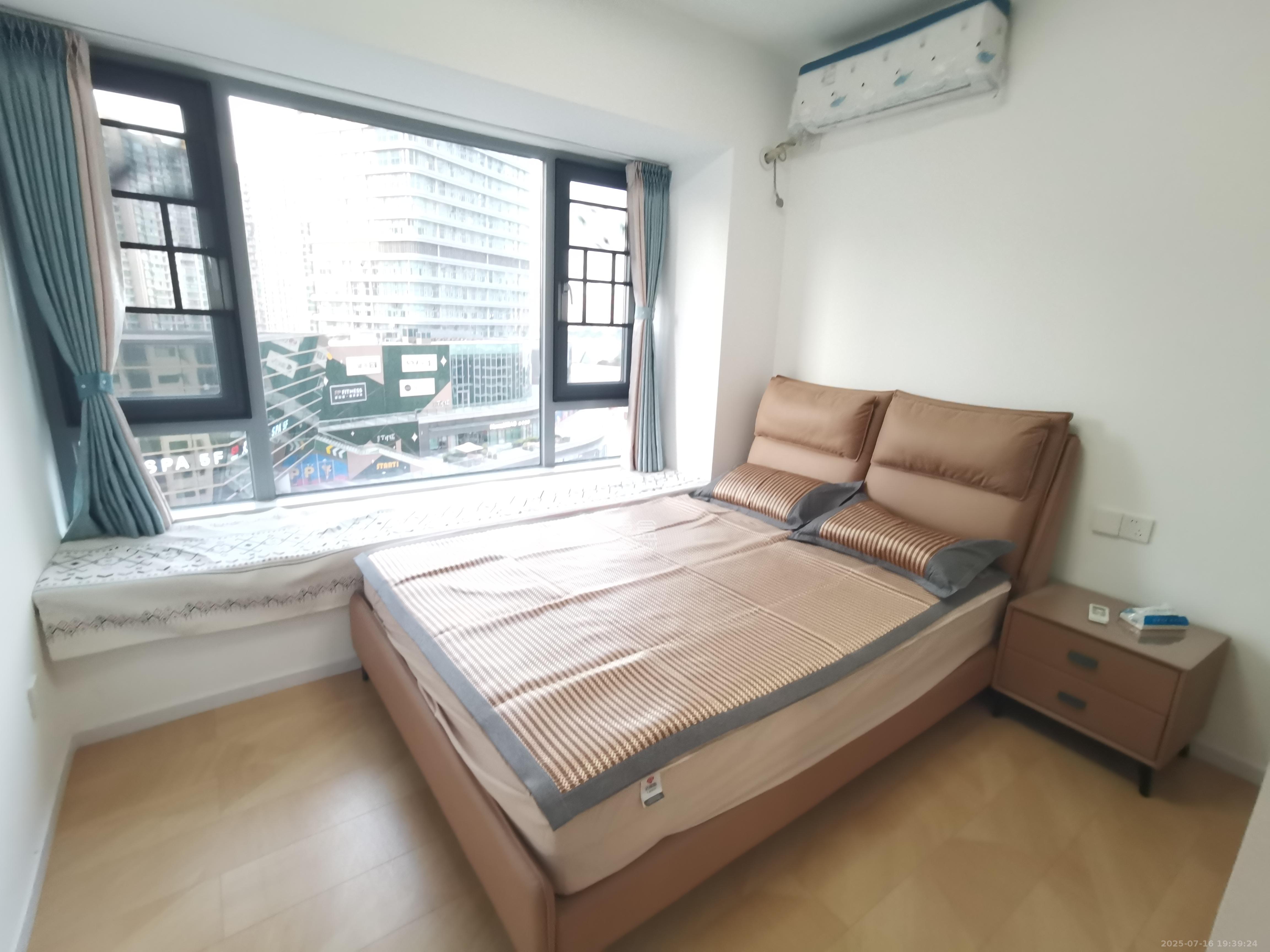 保利天禧D区  4室2厅2卫    6300.0元/月室内图