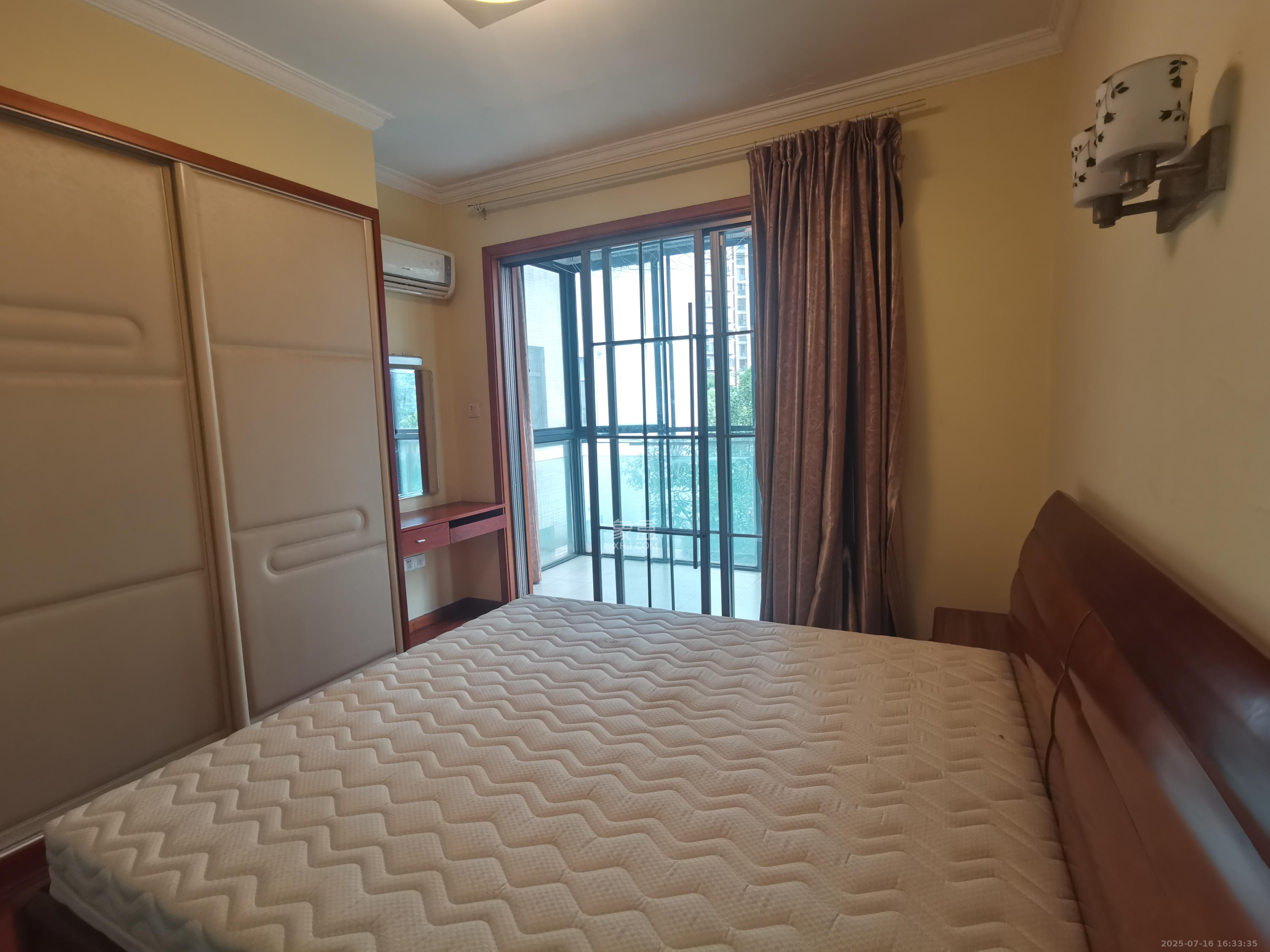 星城映象 3室2厅1卫 2400.0元/月 星城映象 3室2厅1卫 2400.0元/月室内图