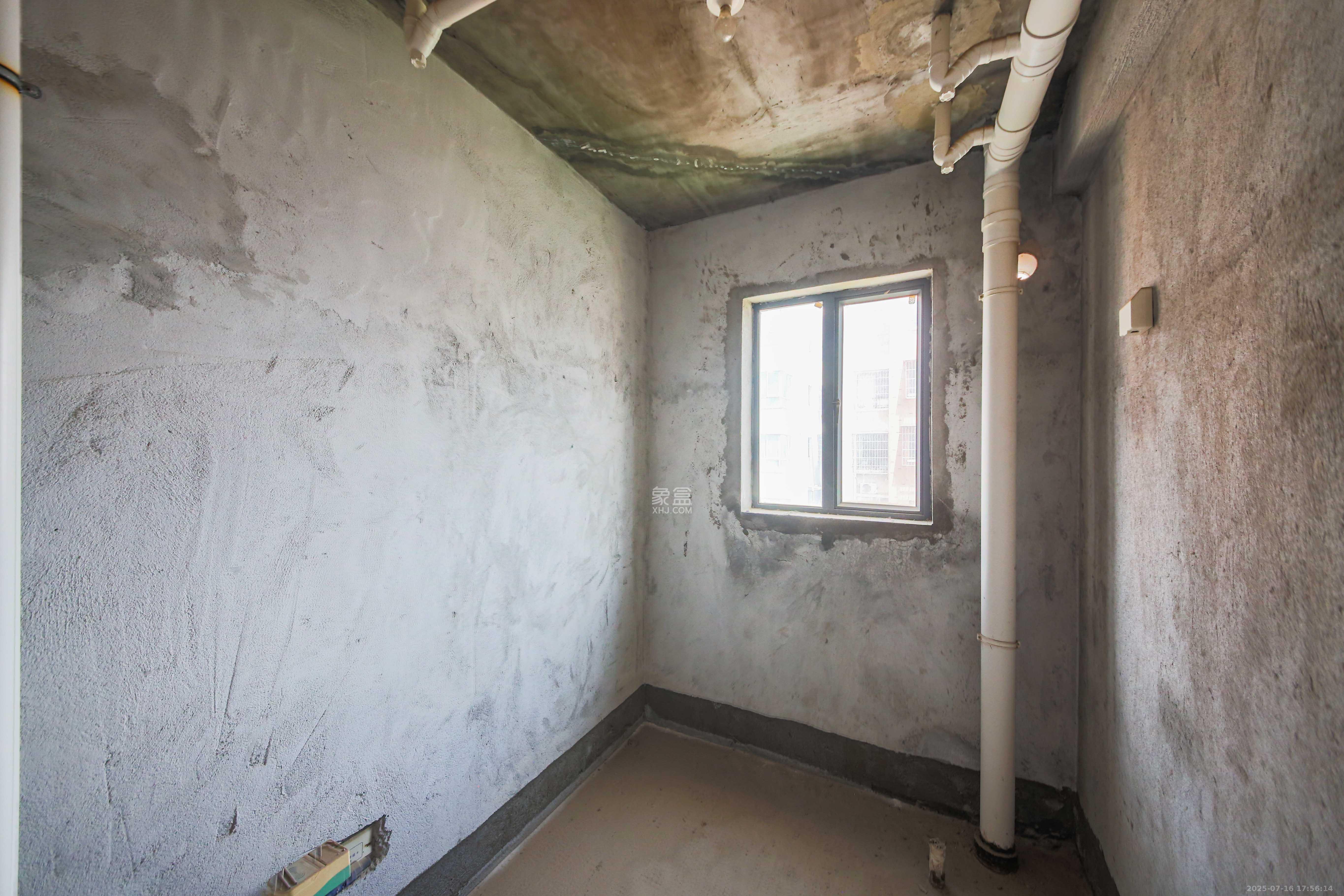 湘府名邸(同力家园)  4室2厅2卫    108.0万 湘府名邸(同力家园)  4室2厅2卫    108.0万卫生间