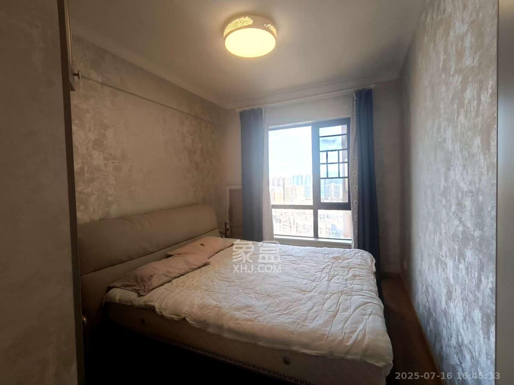 新盛珑璟台 4室2厅2卫 3500.0元/月 新盛珑璟台 4室2厅2卫 3500.0元/月室内图