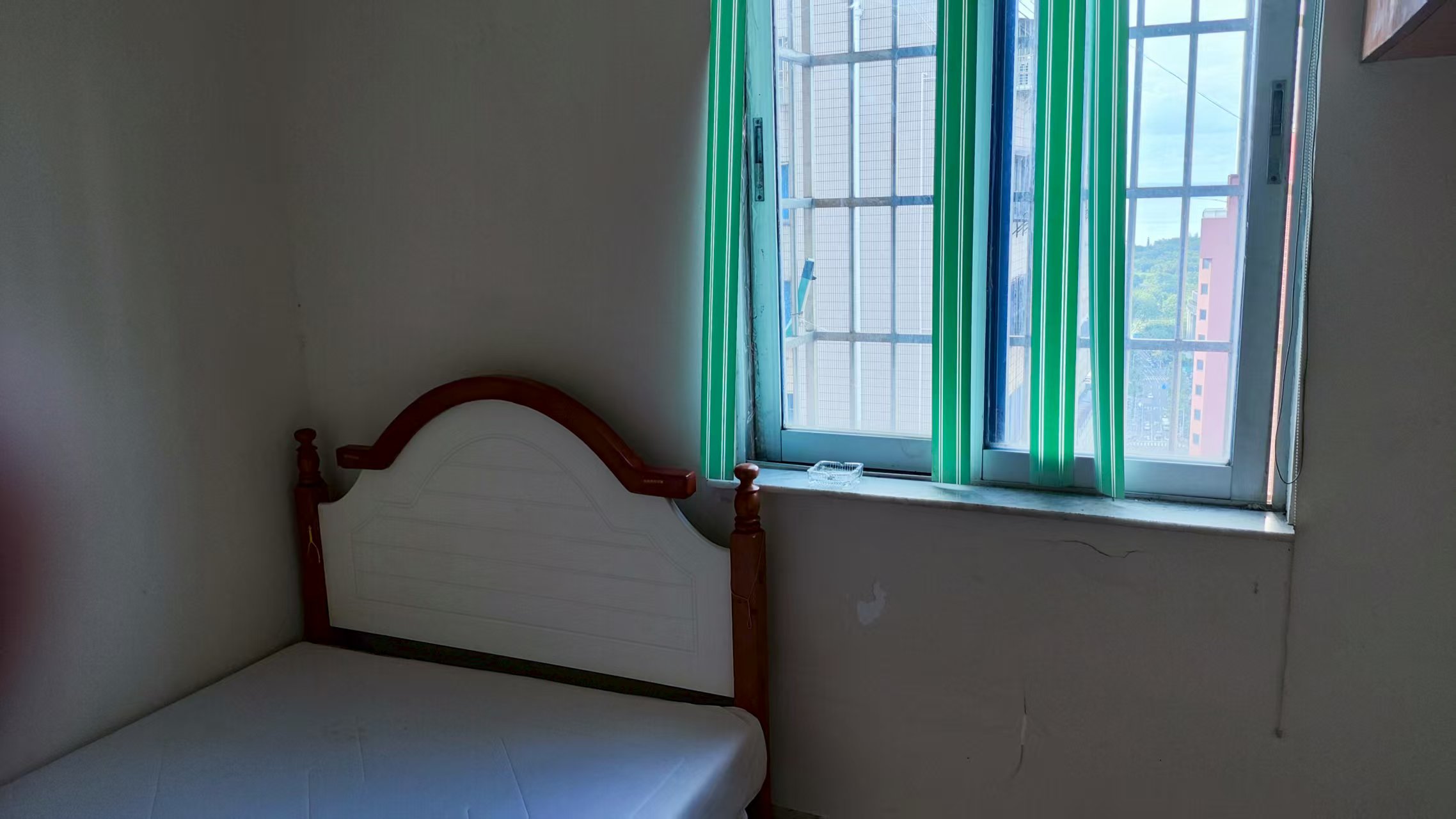 富成大厦 4室2厅2卫 2200.0元/月 富成大厦 4室2厅2卫 2200.0元/月室内图