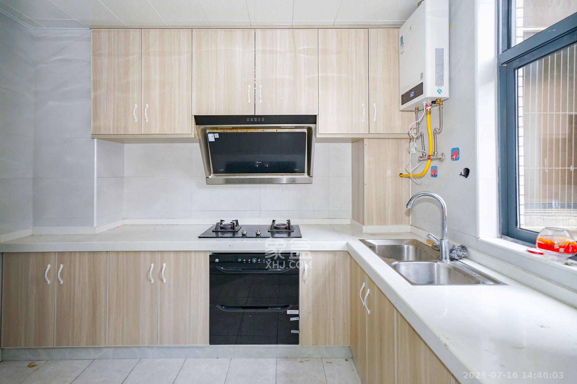 五矿紫湖香醍  4室2厅1卫    2500.0元/月 五矿紫湖香醍  4室2厅1卫    2500.0元/月室内图