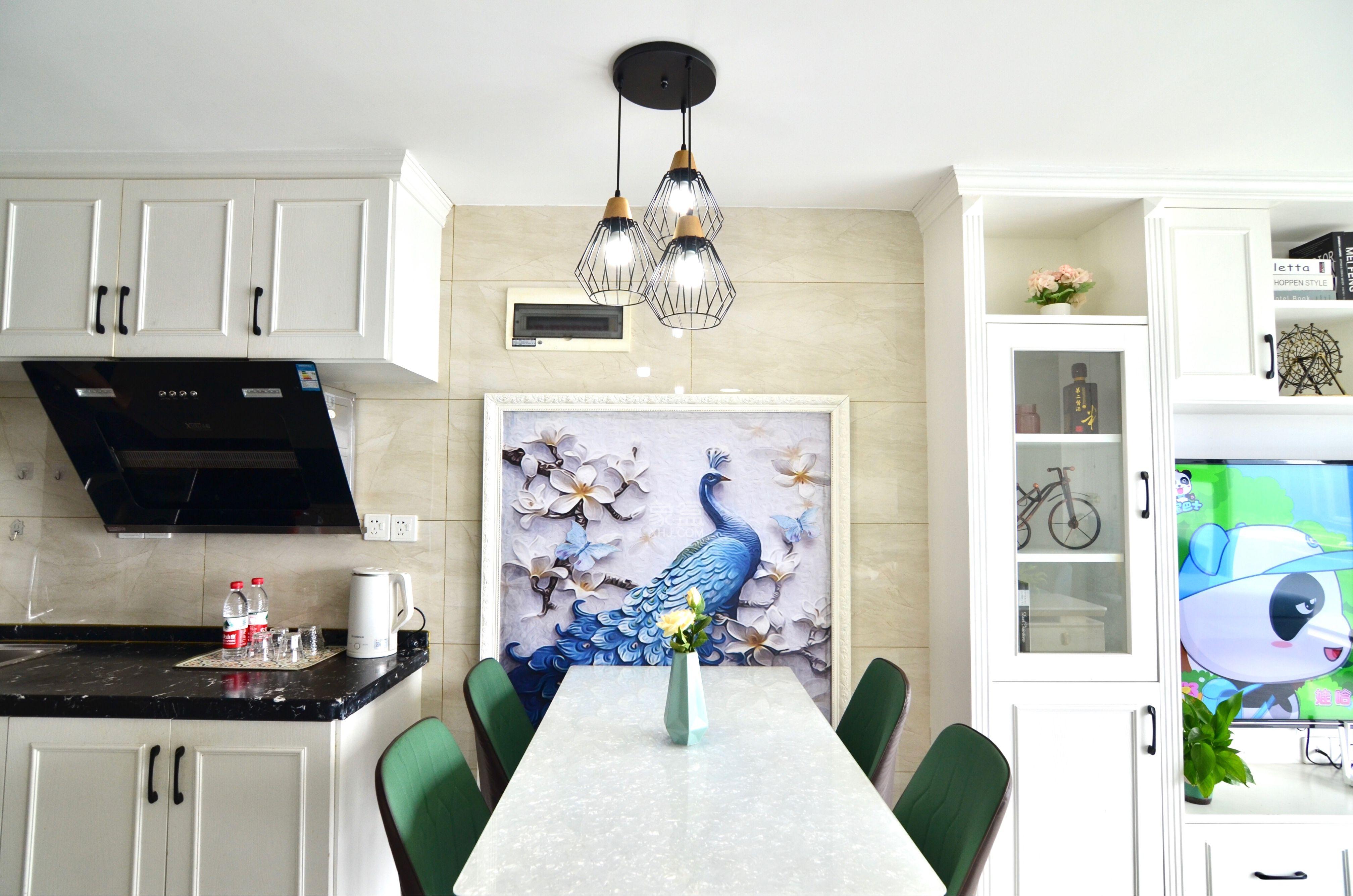 达美溪湖湾  2室1厅1卫    3000.0元/月室内图