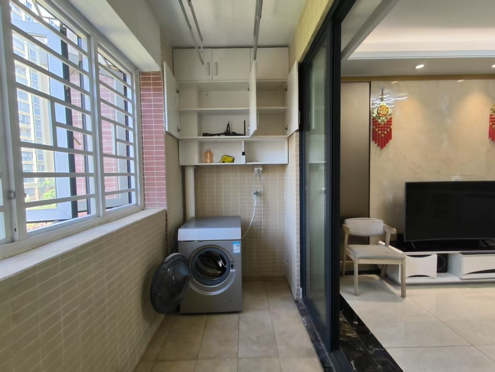 现代美居(喜盈门) 2室2厅1卫 117.0万 现代美居(喜盈门) 2室2厅1卫 117.0万客厅