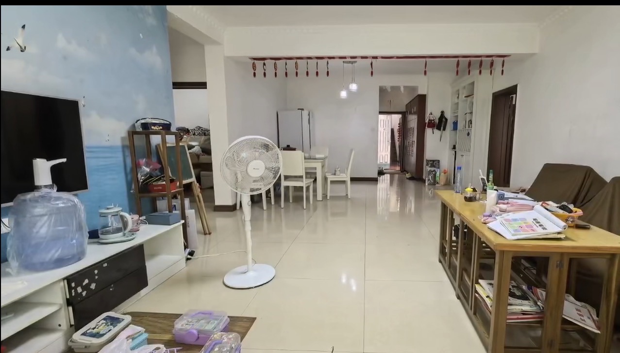 欣业家园  3室2厅2卫   1500.00元/月室内图