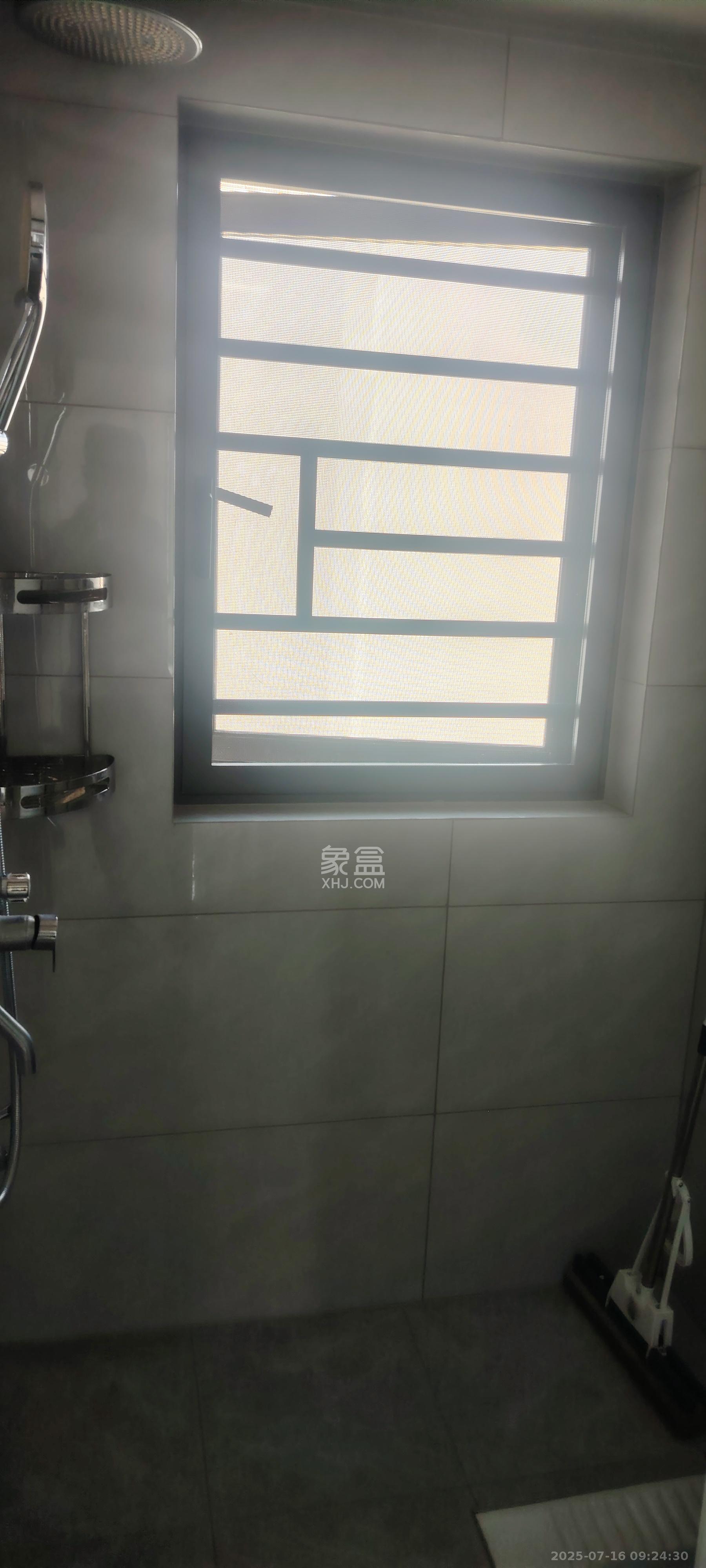 文景家园  4室2厅1卫    2700.0元/月室内图