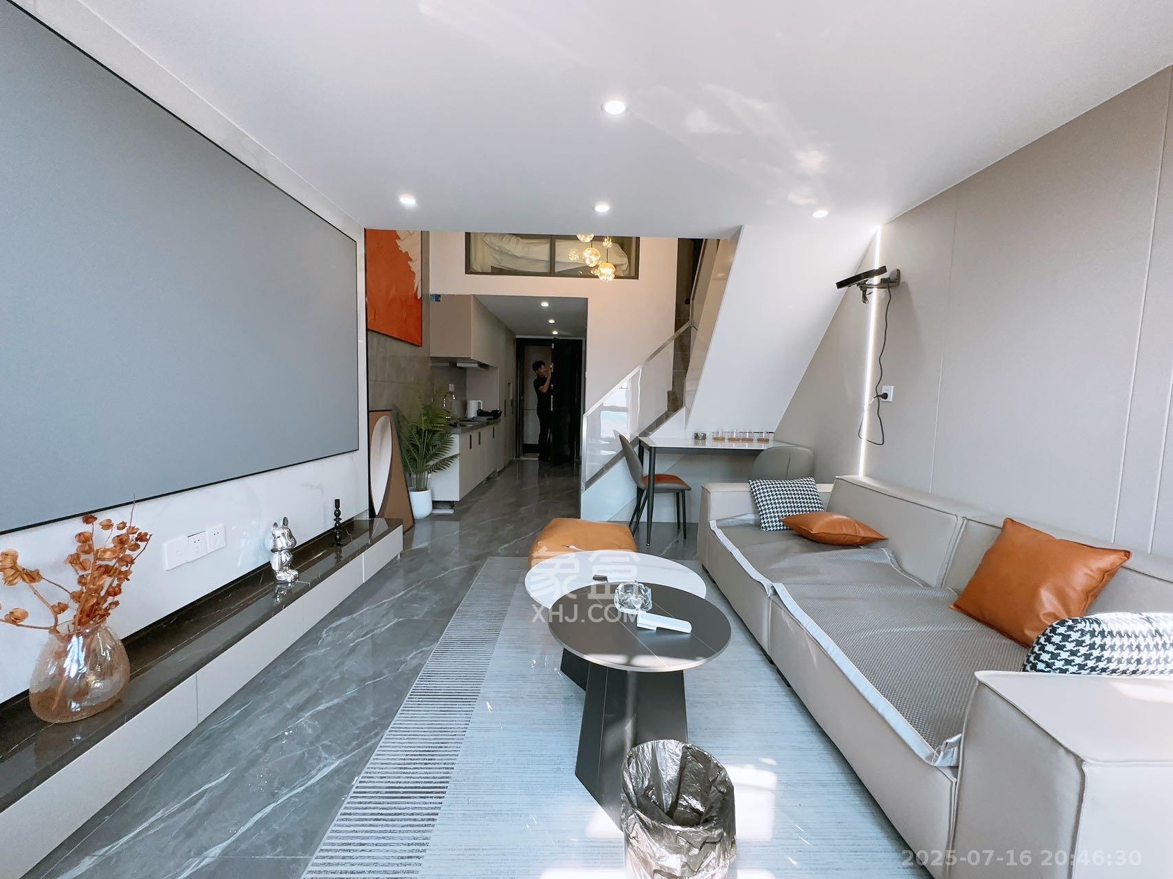 润和国际广场 2室1厅1卫 2700.0元/月 润和国际广场 2室1厅1卫 2700.0元/月室内图