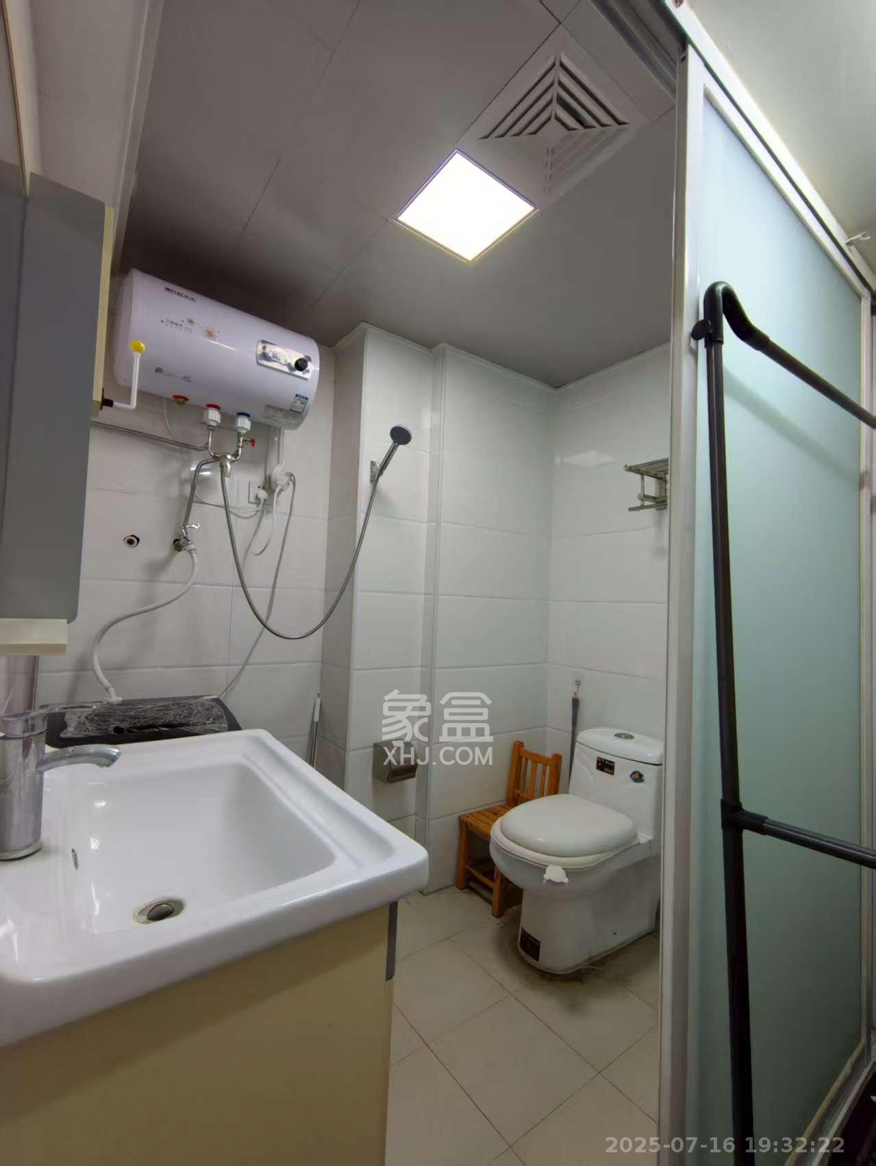 昌和商业中心/昌和国际 1室1厅1卫 1000.0元/月 昌和商业中心/昌和国际 1室1厅1卫 1000.0元/月室内图