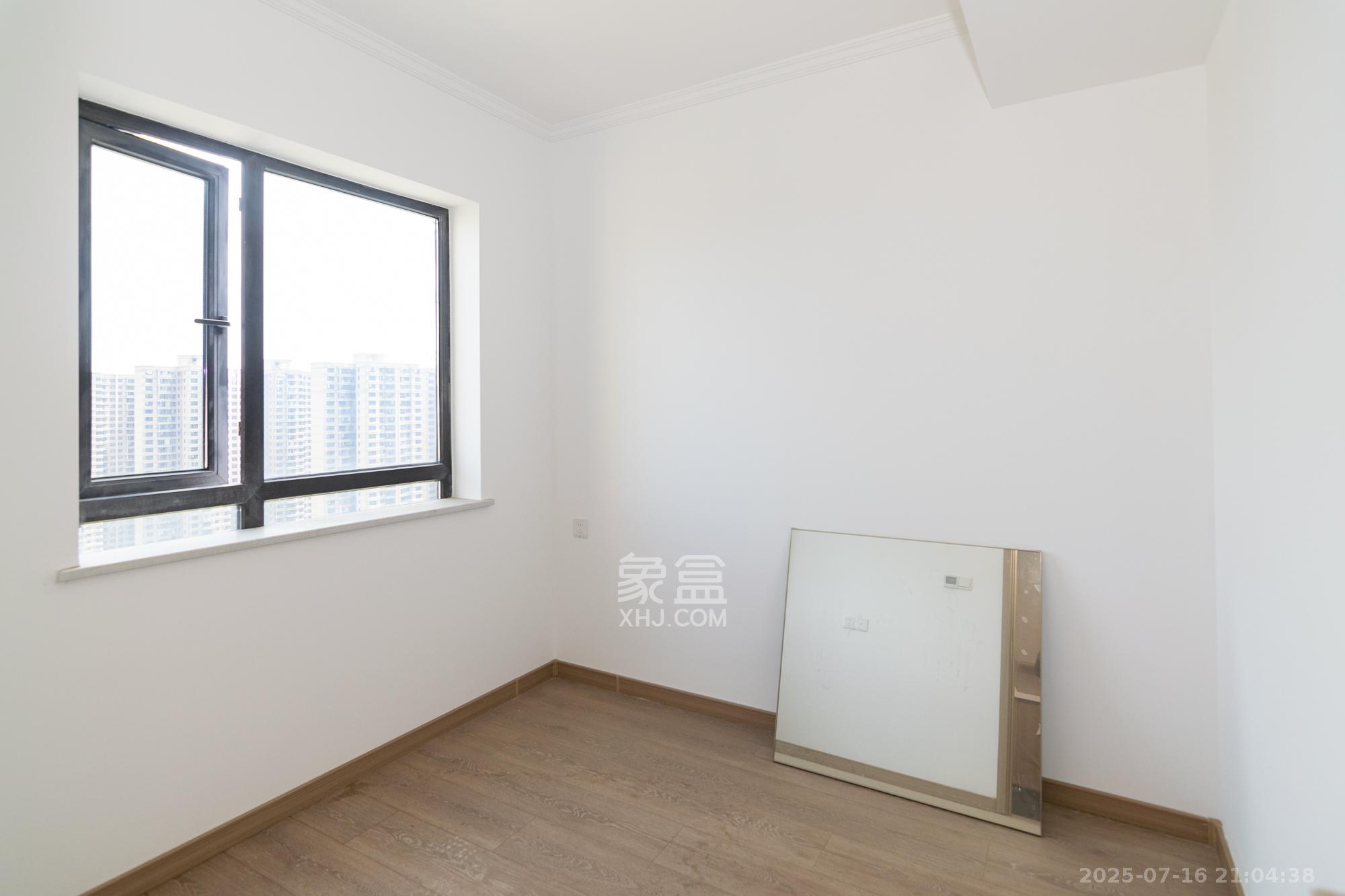 金辉优步学府  4室2厅2卫    103.0万 金辉优步学府  4室2厅2卫    103.0万卧室