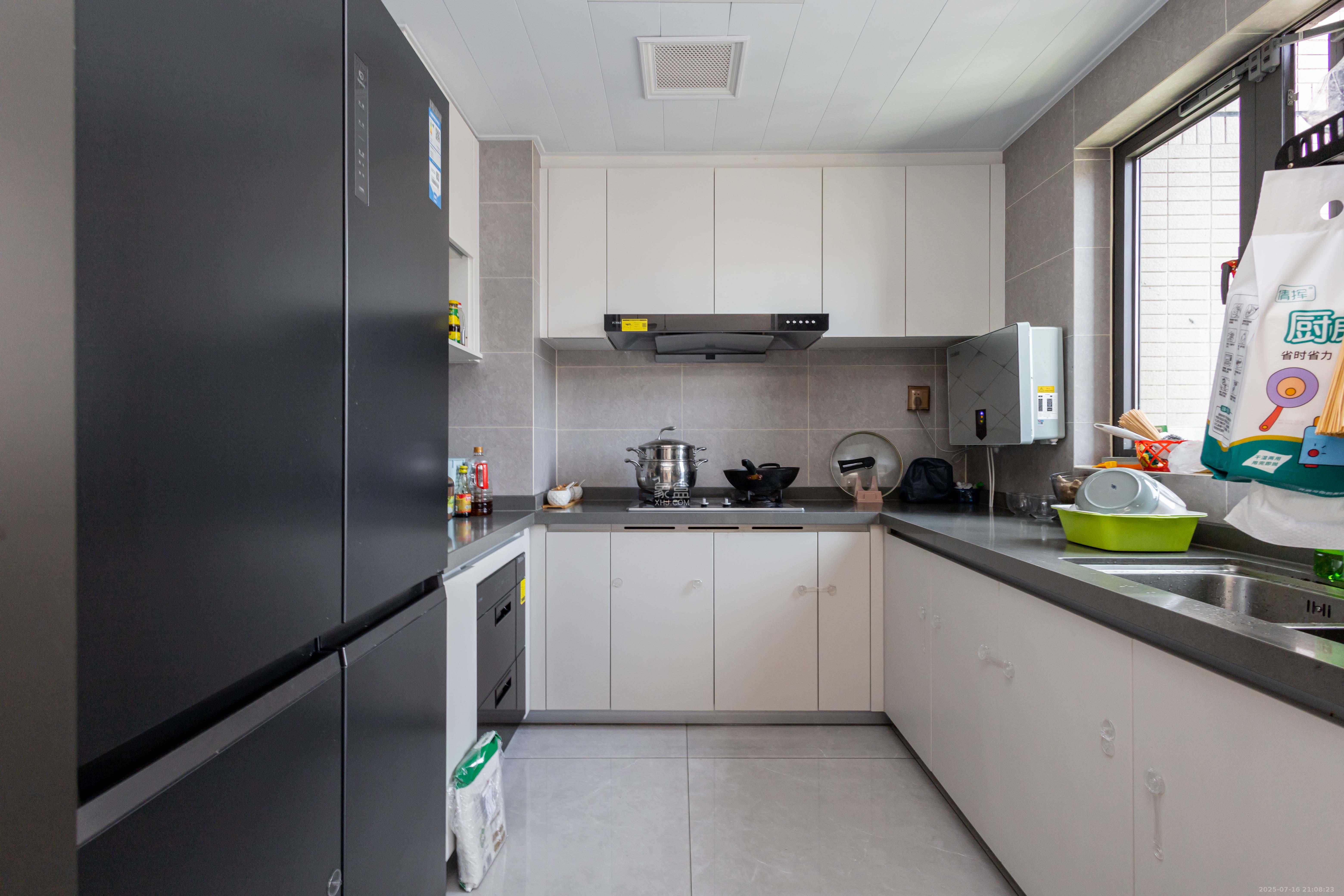 时代印记(长沙时代印记花园) 4室2厅3卫 235.0万 时代印记(长沙时代印记花园) 4室2厅3卫 235.0万厨房