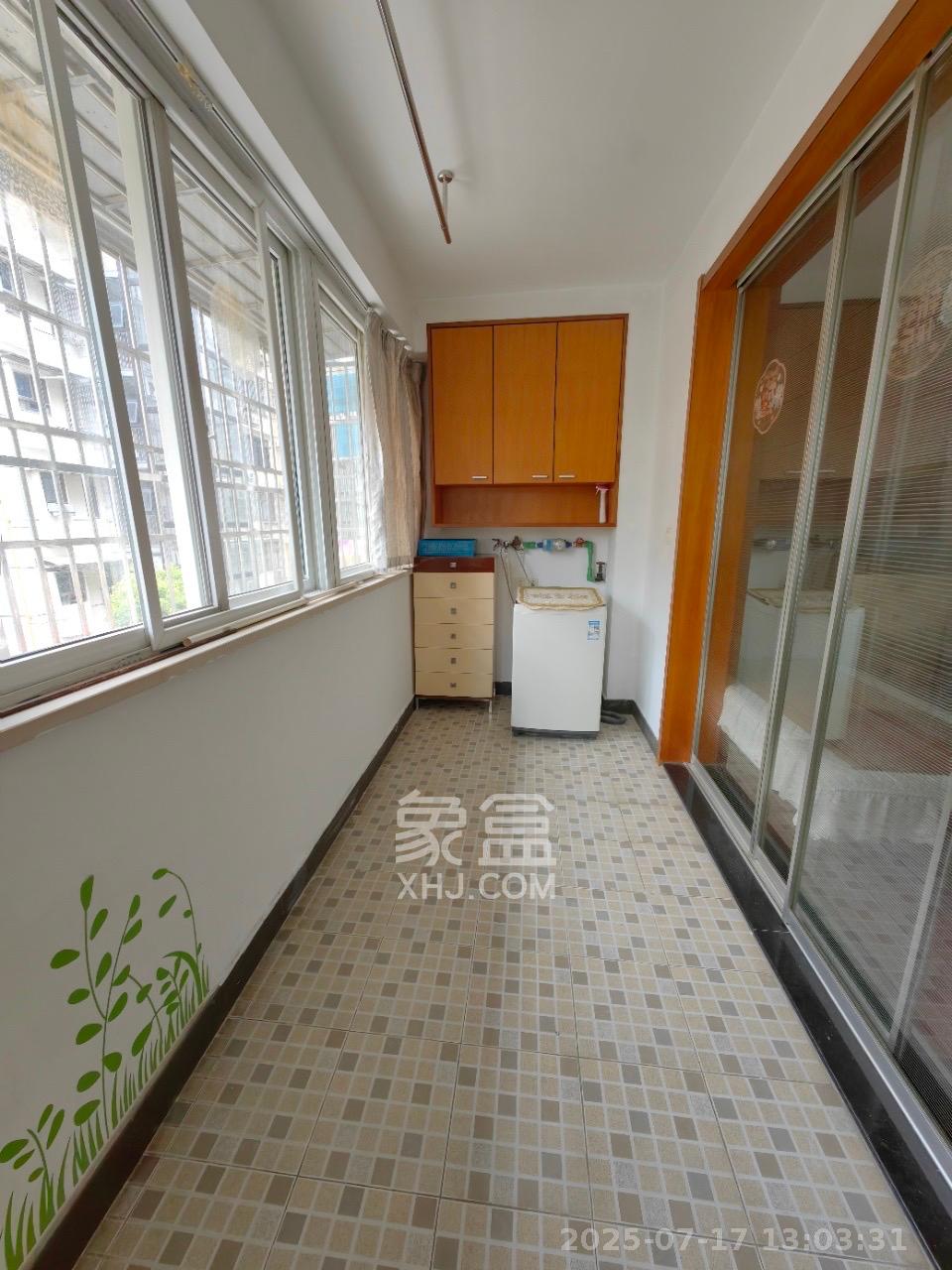 湖南省教育厅西院  3室2厅2卫   3600.00元/月室内图