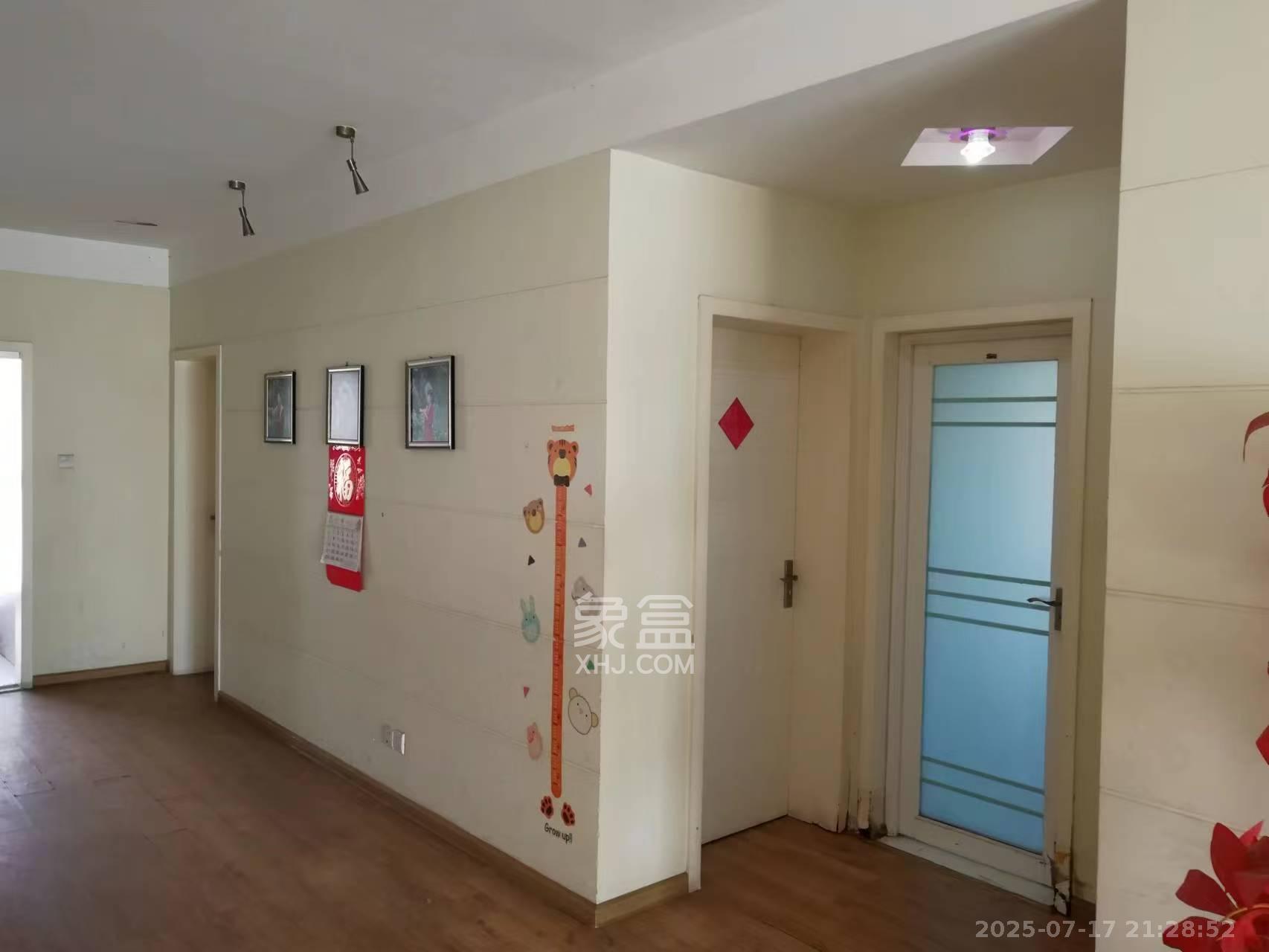 好家园  3室2厅2卫    1800.0元/月 好家园  3室2厅2卫    1800.0元/月室内图