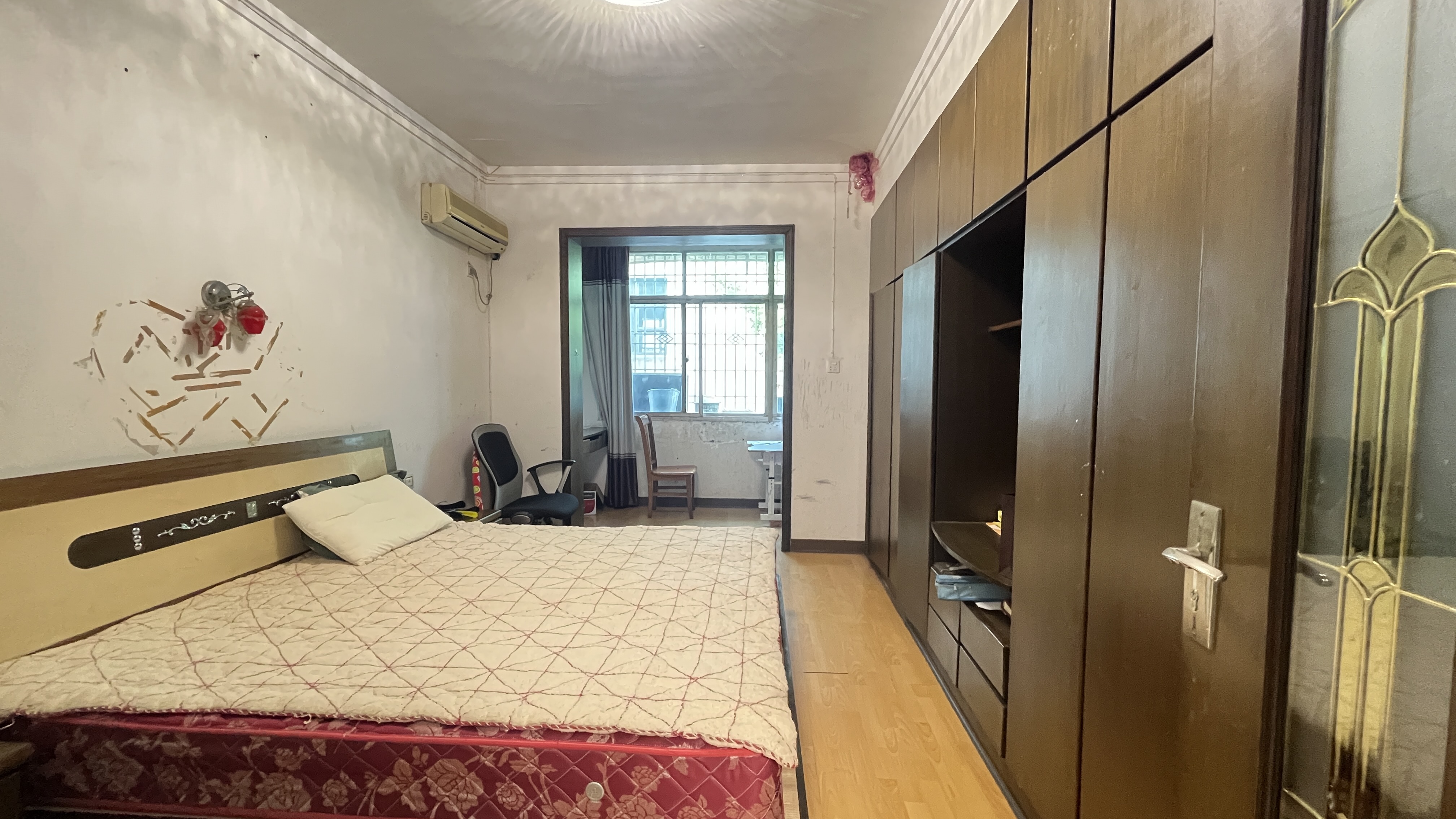 茶园小区 3室2厅1卫 800.0元/月 茶园小区 3室2厅1卫 800.0元/月室内图