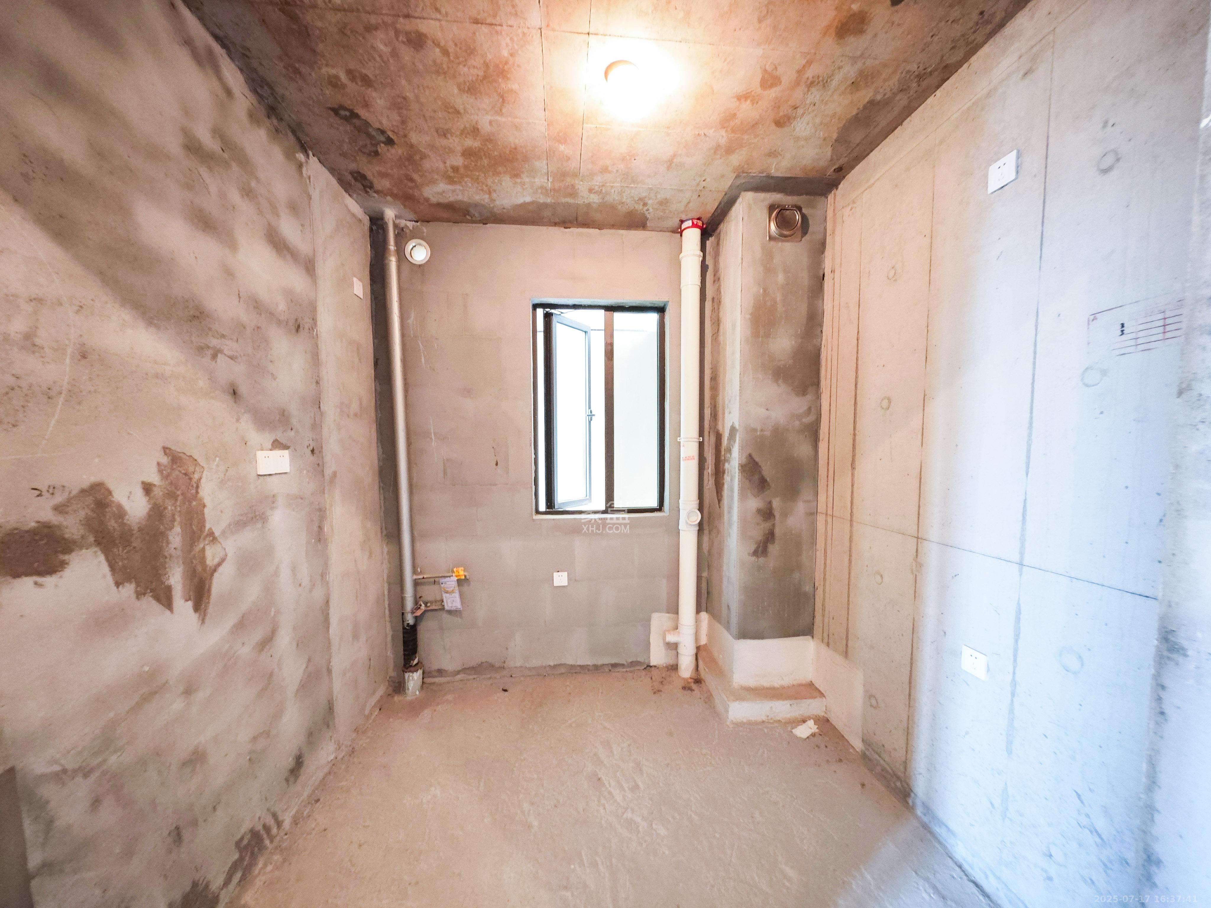 恒基旭辉湖山赋 3室2厅1卫 56.0万 恒基旭辉湖山赋 3室2厅1卫 56.0万厨房